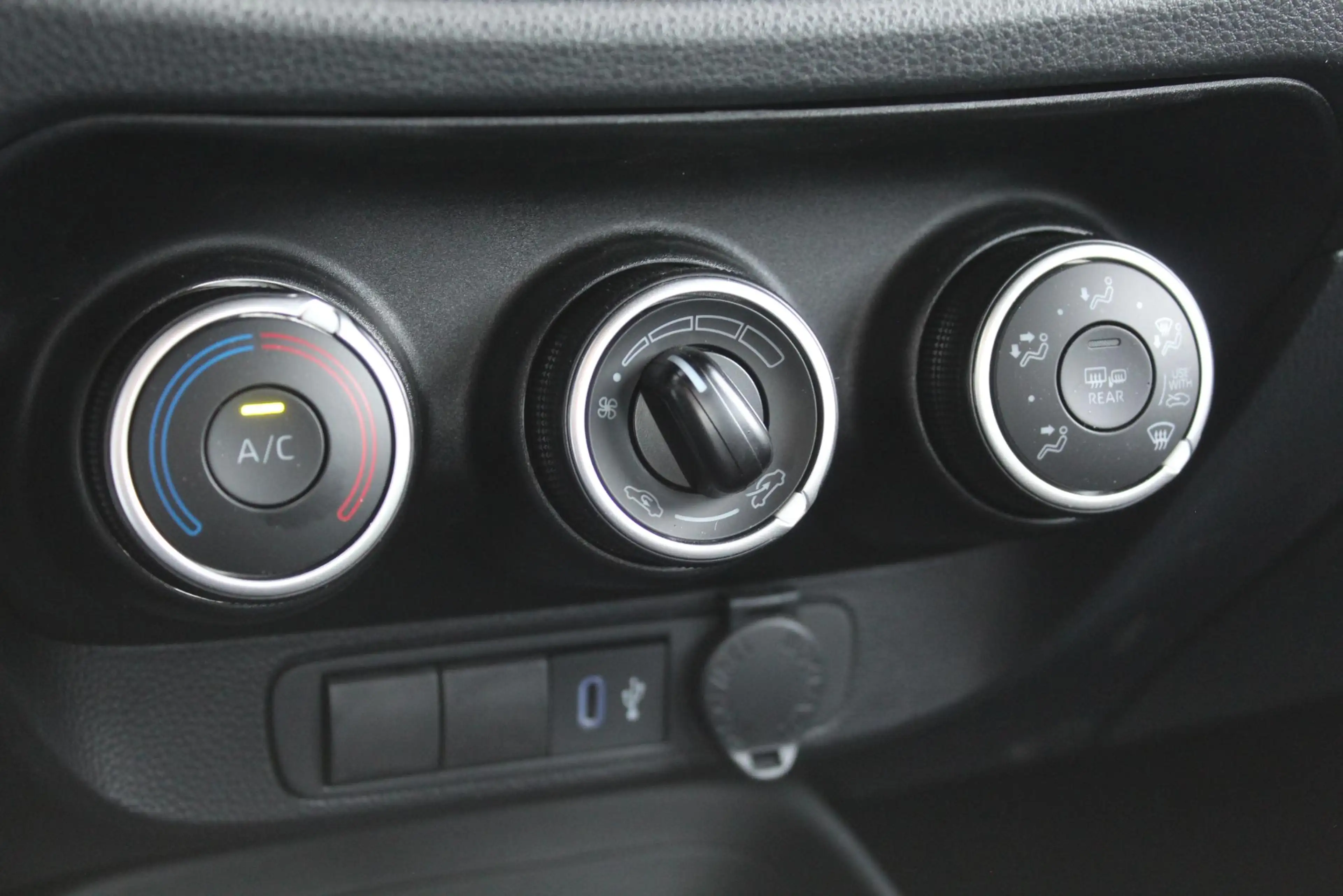 Toyota Aygo X 1.0 VVT-i MT Play — photo 16