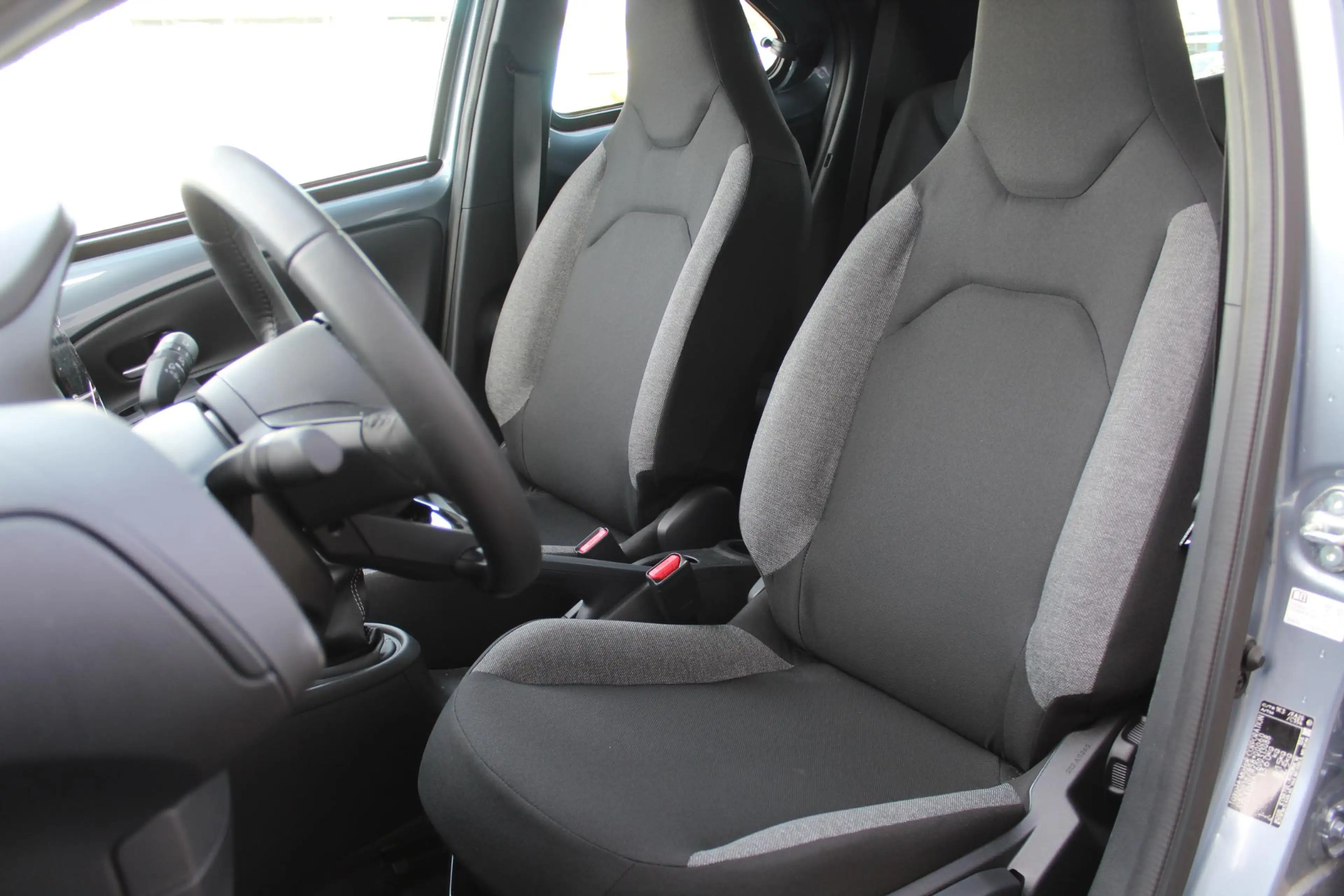 Toyota Aygo X 1.0 VVT-i MT Play — photo 7