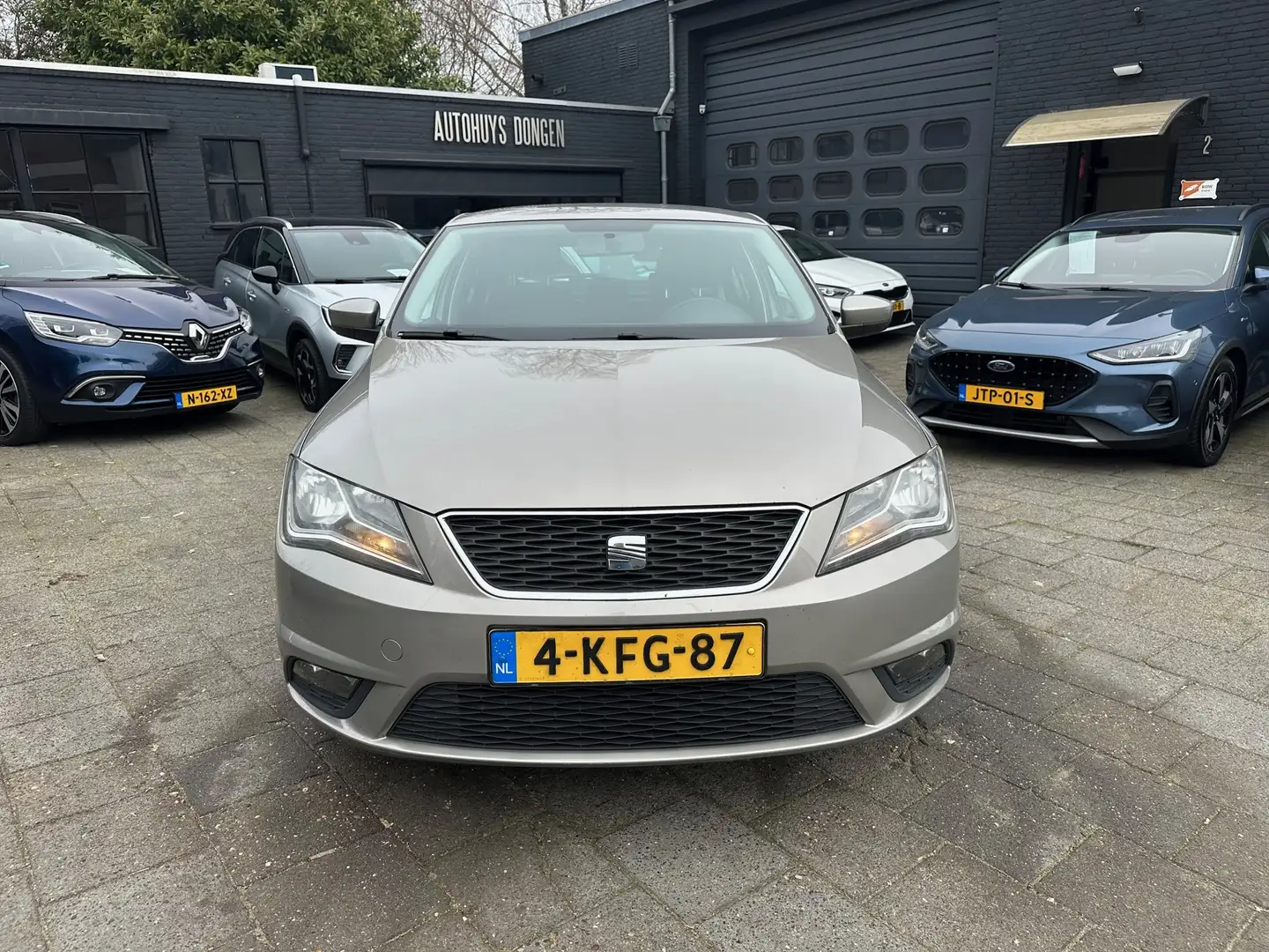 SEAT Toledo 1.2 TSI Businessline High|105pk|Clima|Navi Beige - 2