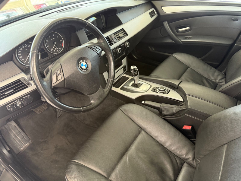 BMW 523 i Edition Exclusive Touring AUT.NAVI/PANO/PDC — photo 7