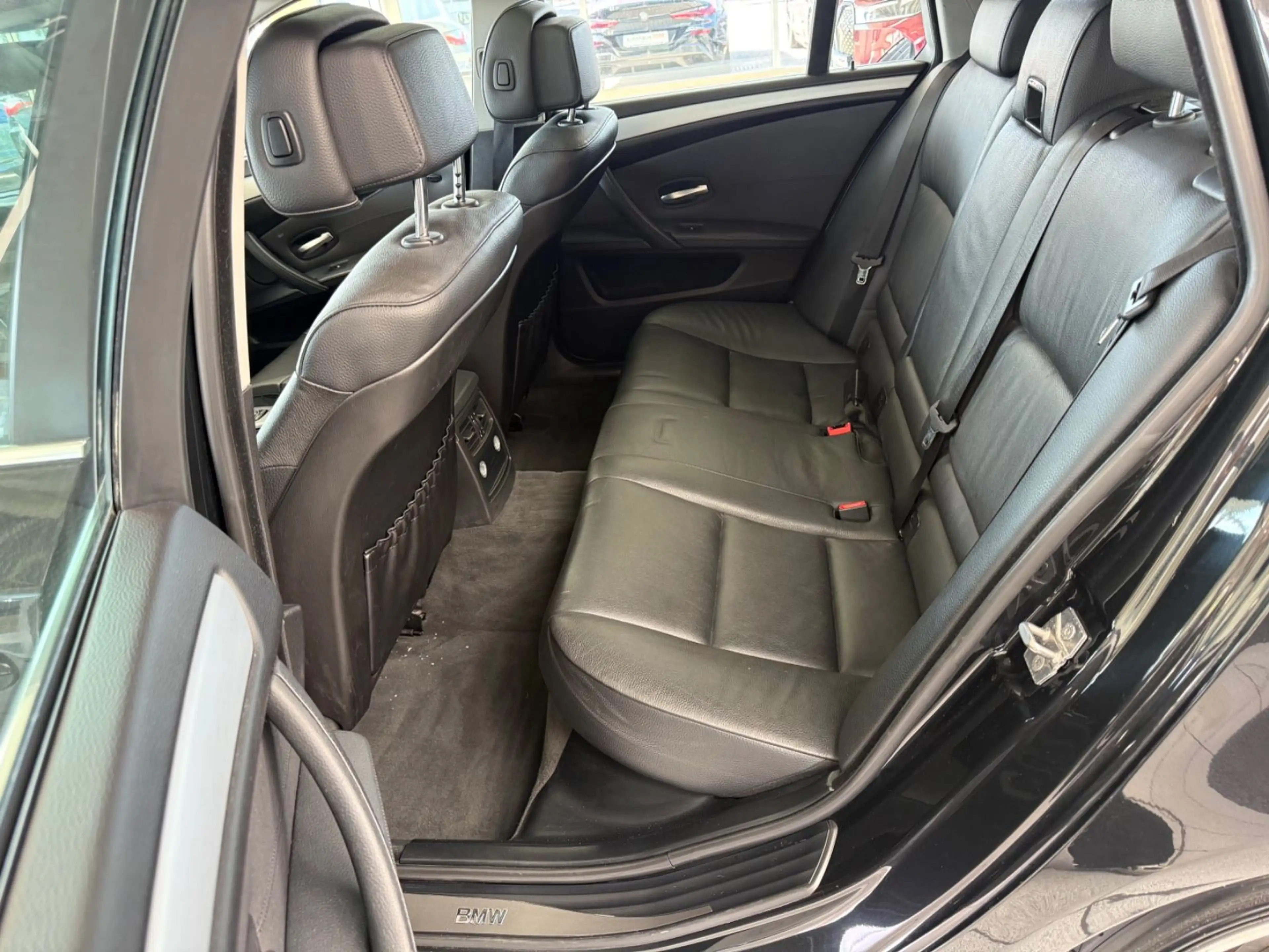 BMW 523 i Edition Exclusive Touring AUT.NAVI/PANO/PDC — photo 9
