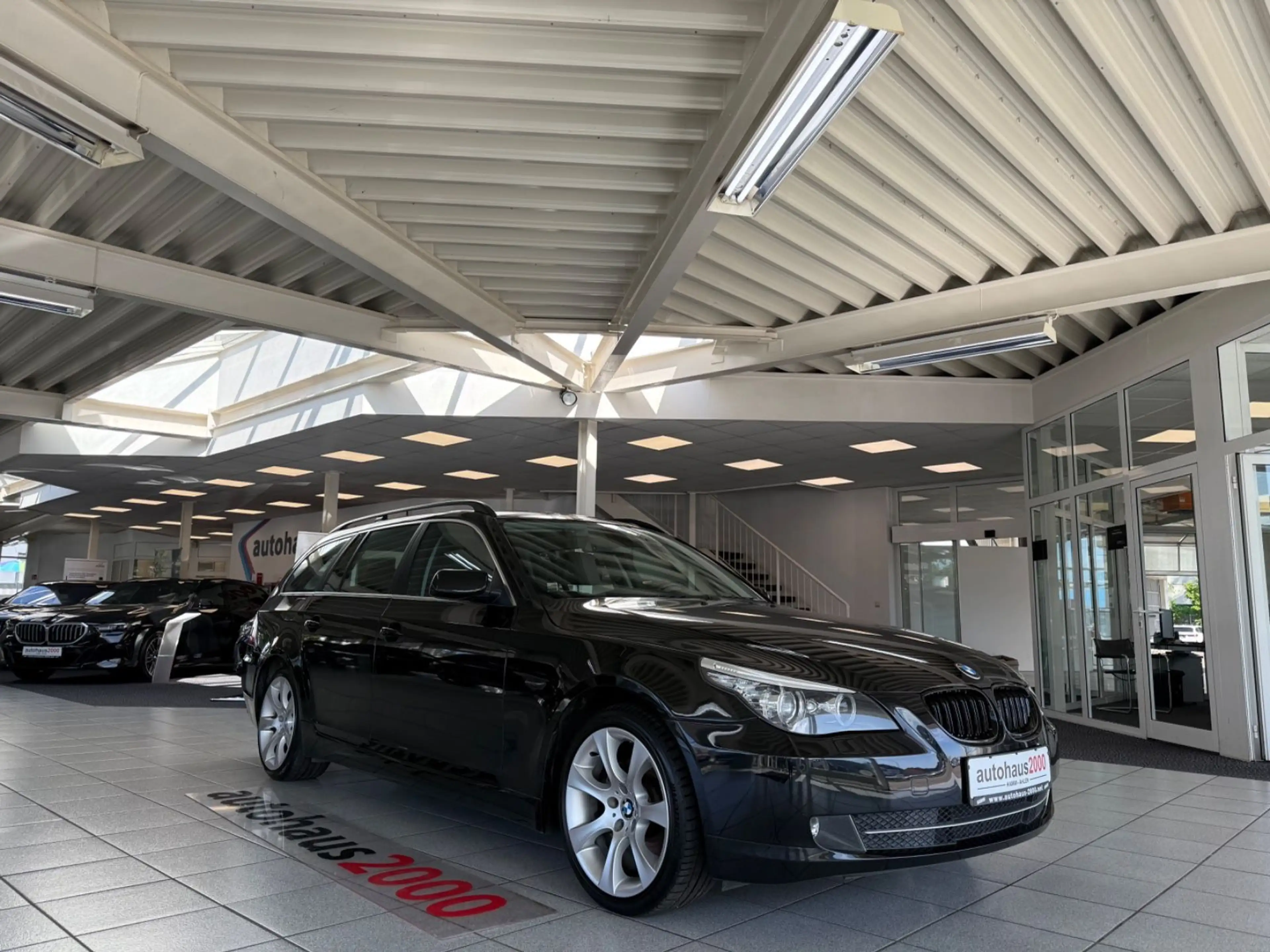 BMW 523 i Edition Exclusive Touring AUT.NAVI/PANO/PDC
