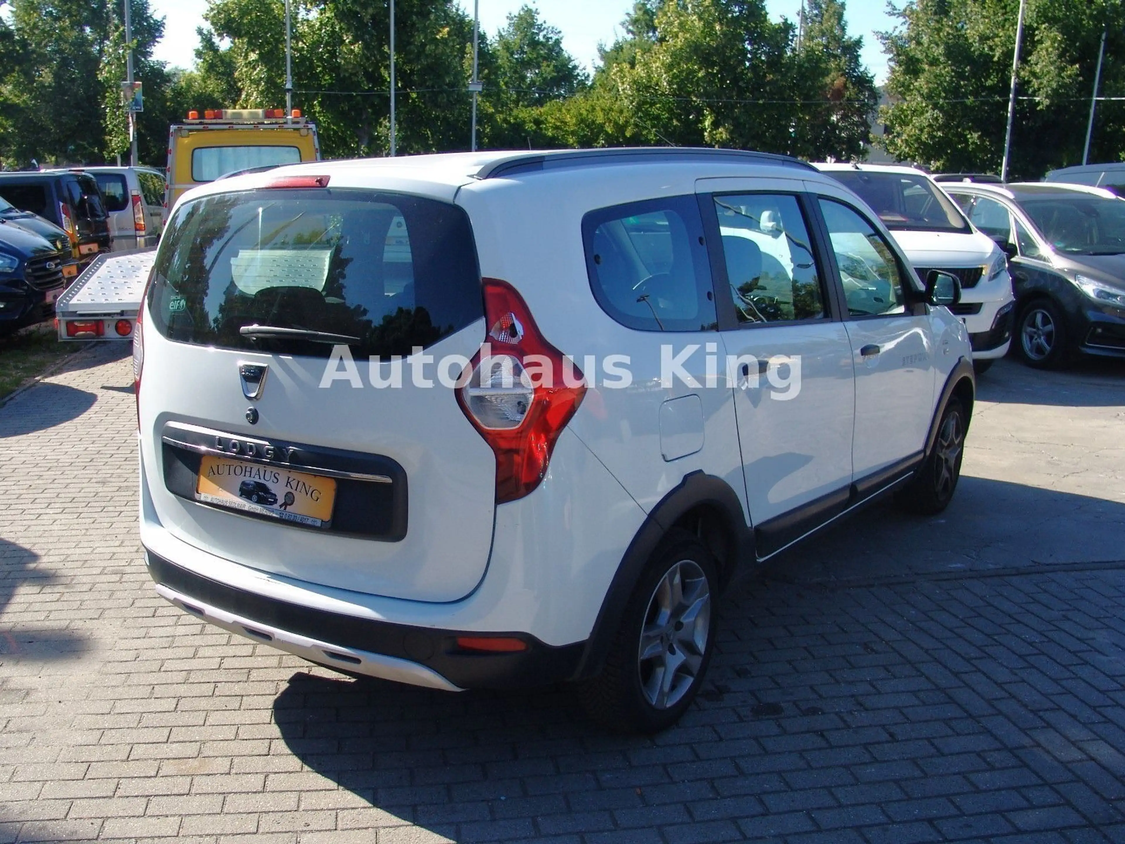 Dacia Lodgy Stepway Celebration - SUV Packet/Klima — photo 5