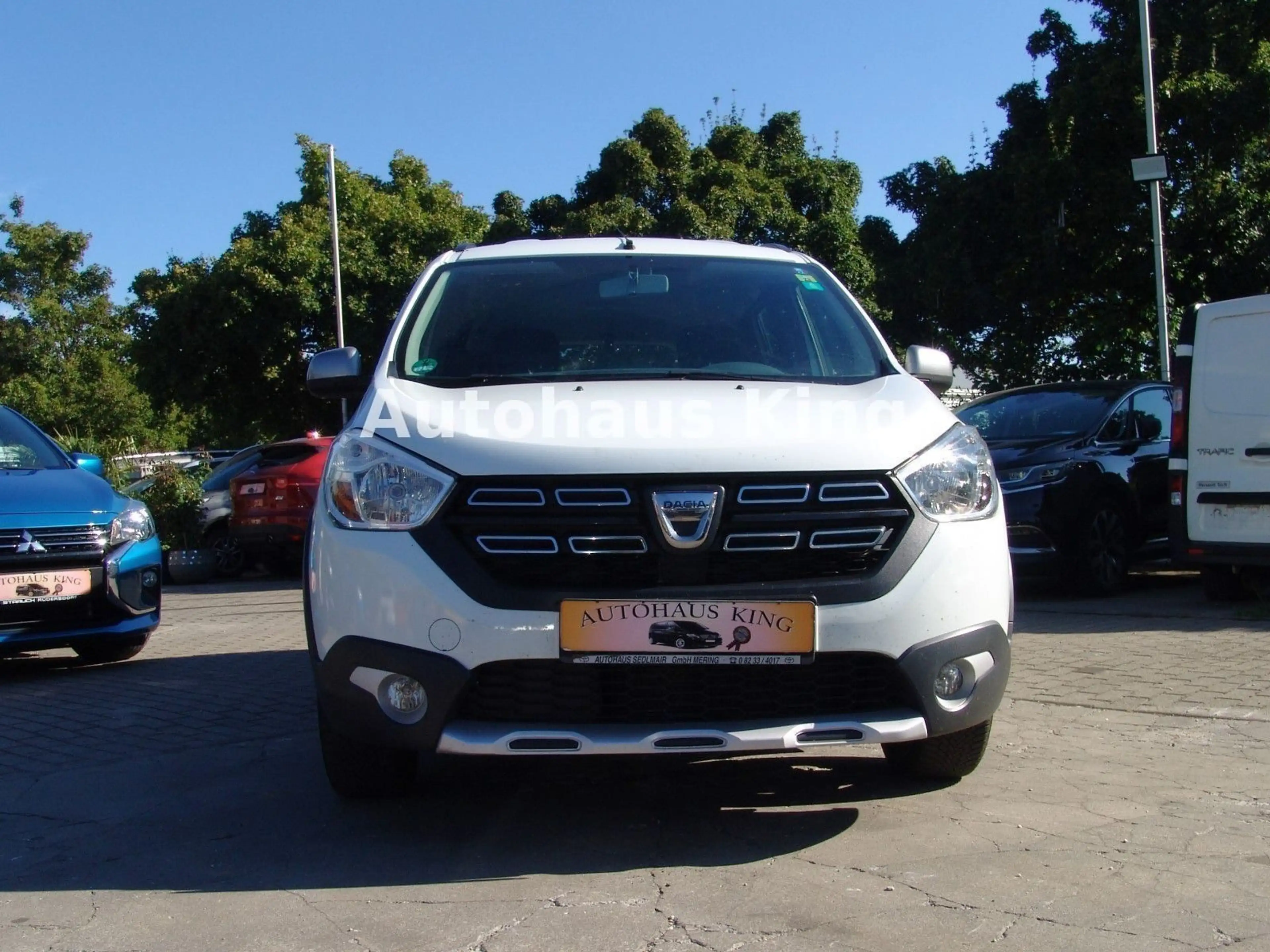 Dacia Lodgy Stepway Celebration - SUV Packet/Klima — photo 2