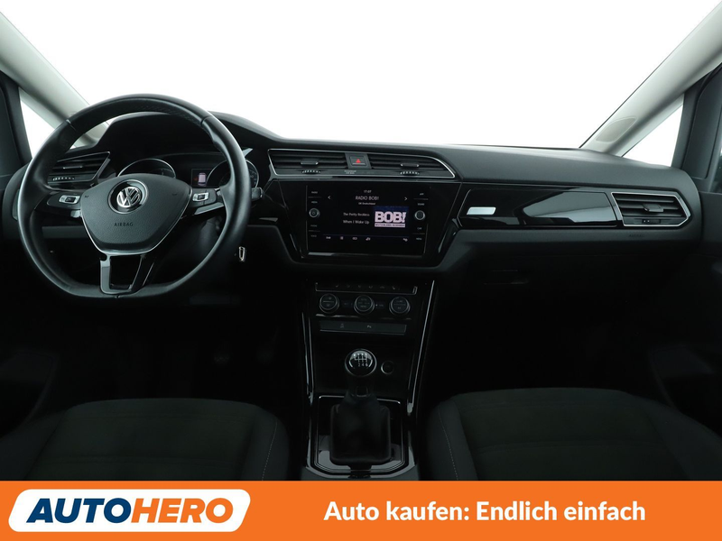 Volkswagen Touran 2.0 TDI Highline BMT*LED*LIM*PDC*SHZ* — photo 12