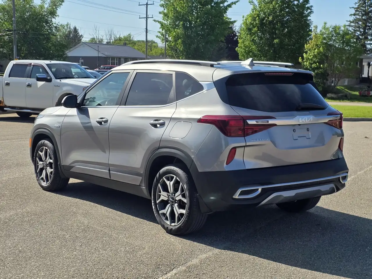 Kia Seltos снимка Kia Seltos