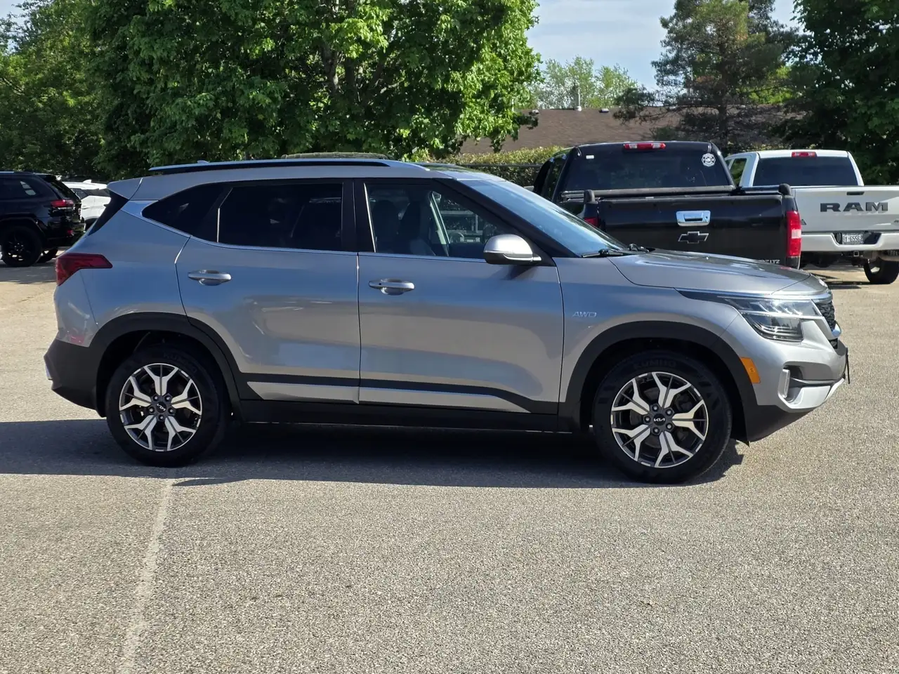 Kia Seltos снимка Kia Seltos