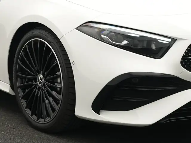 Mercedes-Benz A Class view 9