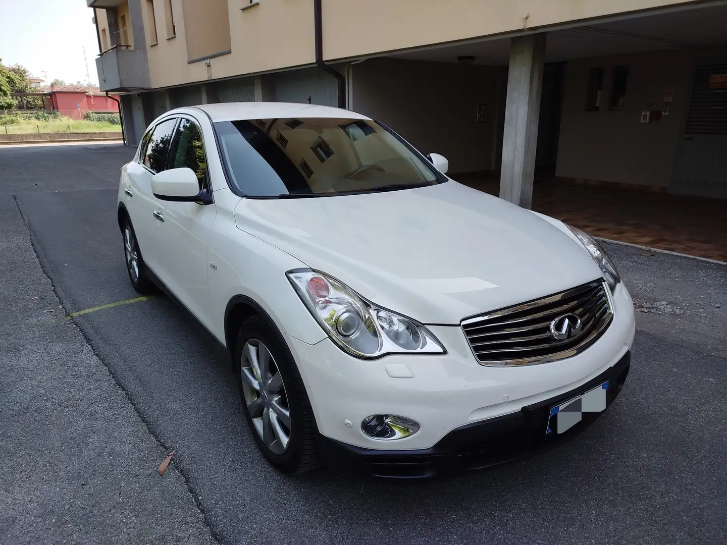 Infiniti EX30 - 1