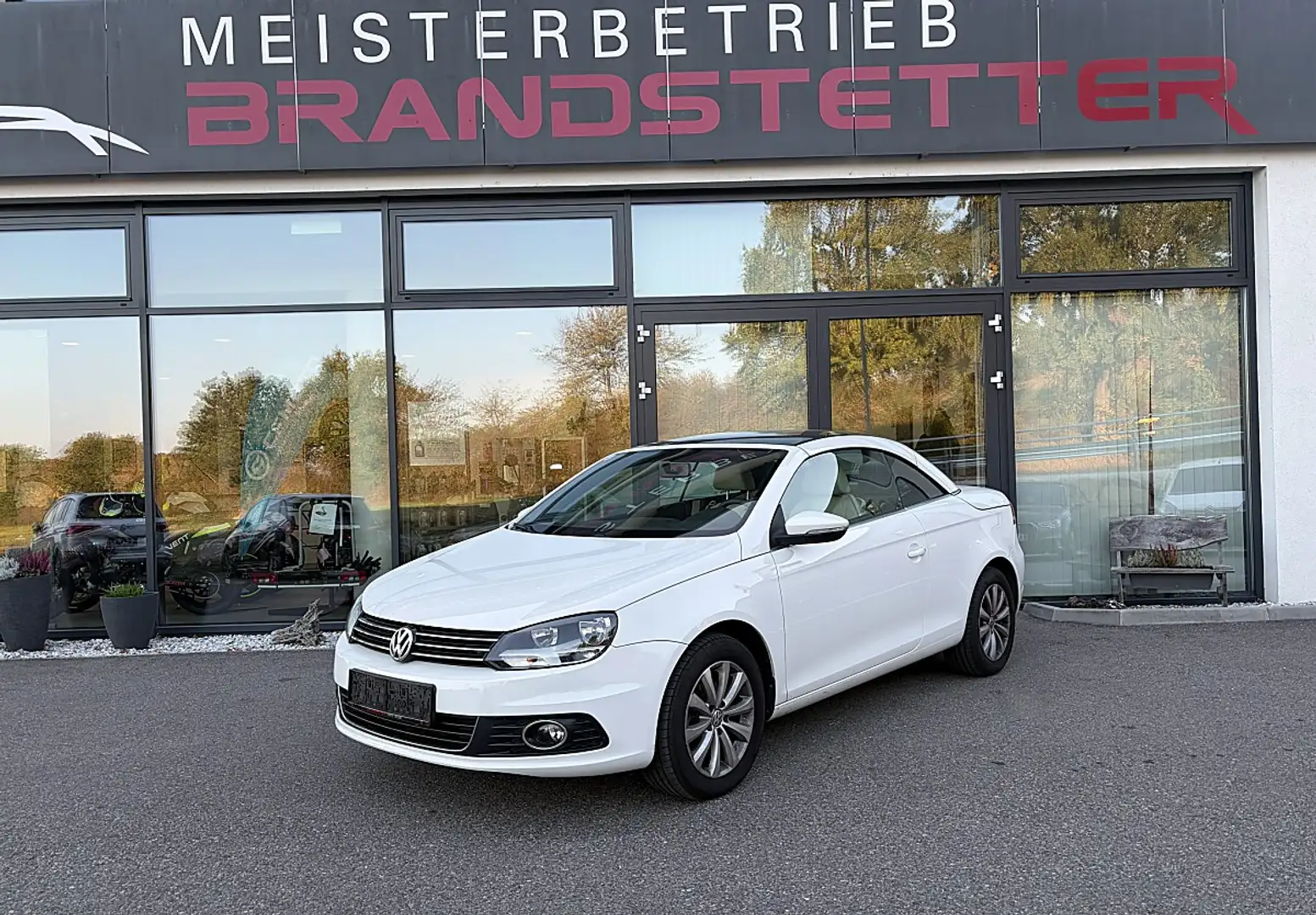 Volkswagen Eos 1,4 TSI BMT Kabrio Limousine Weiß - 1