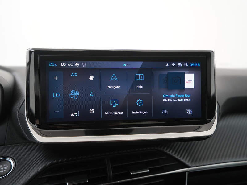 Peugeot e-2008 EV Allure 54 kWh 3 fase | SOH 94% | Navigatie | Ca — photo 14