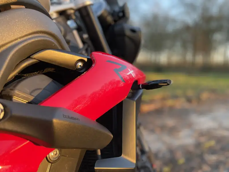 Triumph Street Triple RX - foto 6