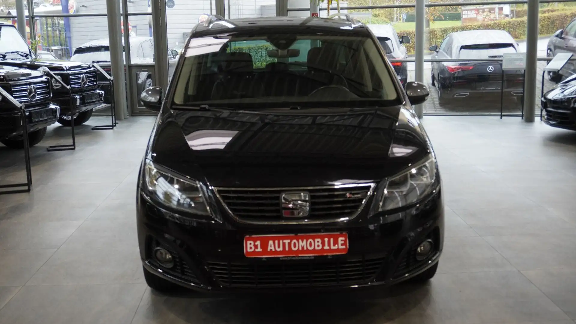 SEAT Alhambra FR-Line Allrad*AHK*STHZ*ACC*7-SITZ*KAM Noir - 2