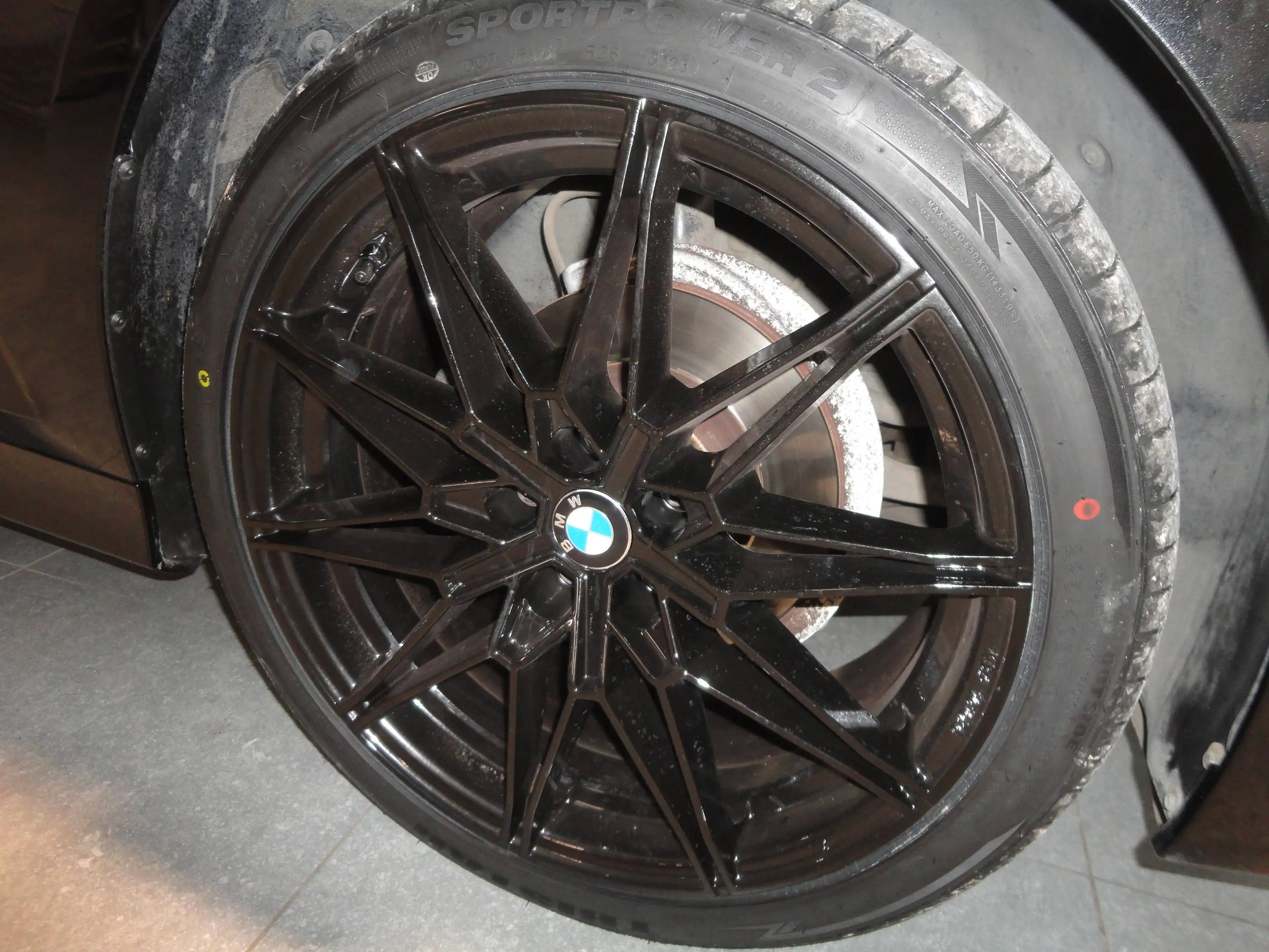 BMW 318 Touring 318iA — photo 4