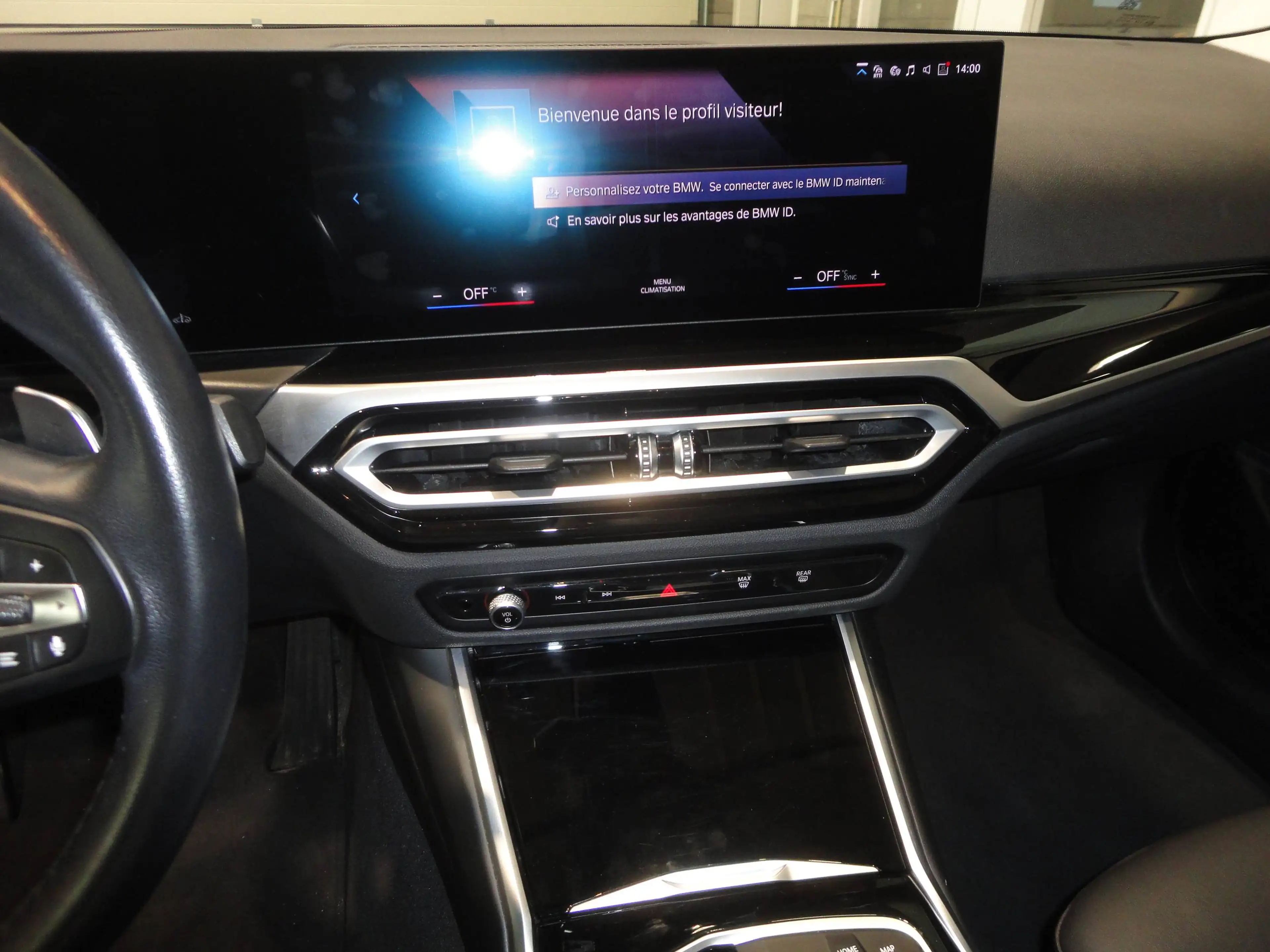 BMW 318 Touring 318iA — photo 14