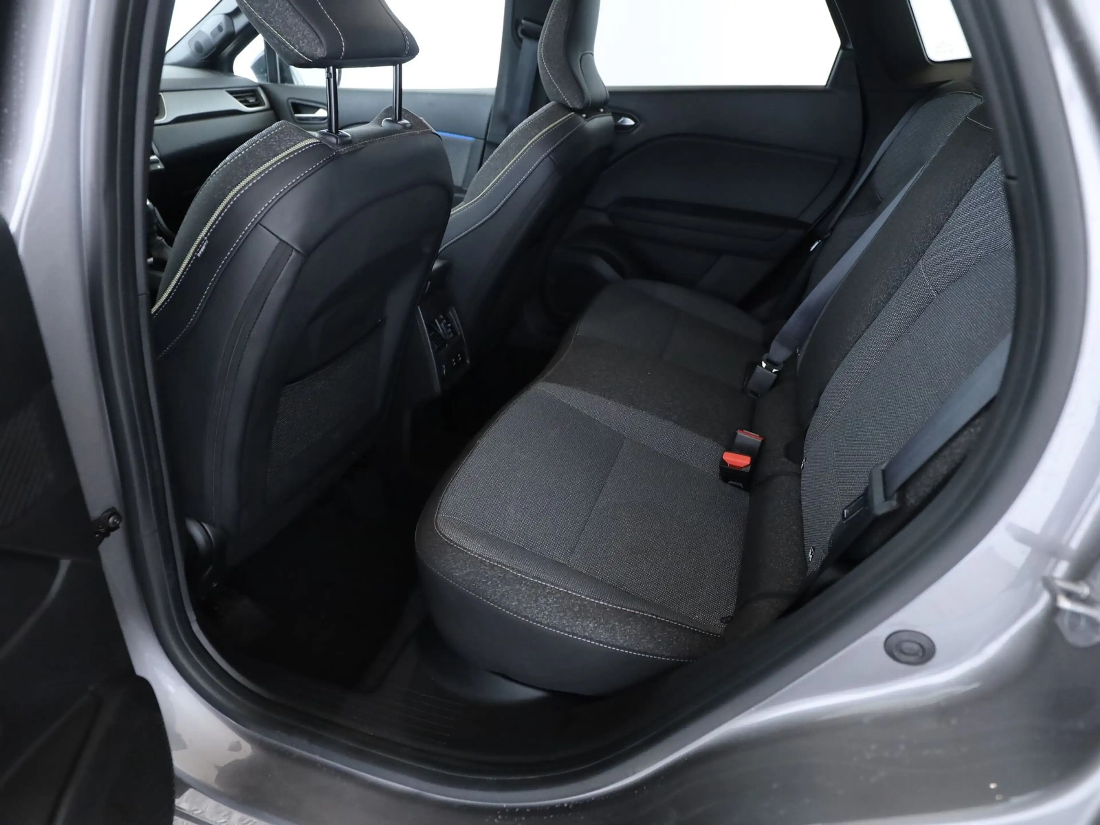Renault Symbioz 140 Mild Hybrid Techno, Winter, GJR — photo 10