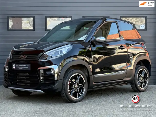 Ligier JS 60 Chic DCI Brommobiel 2021 1e eig 11dkm NIEUWSTAAT