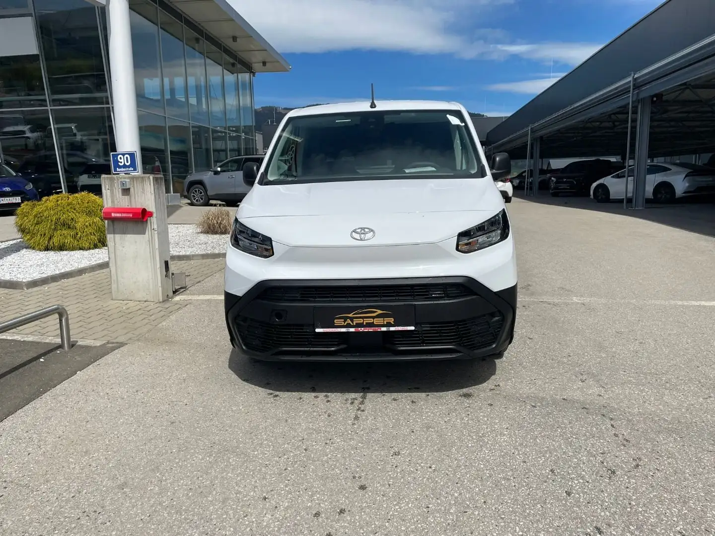 Toyota Proace City 1,5 l D ProWork Sonderpreis Weiß - 2