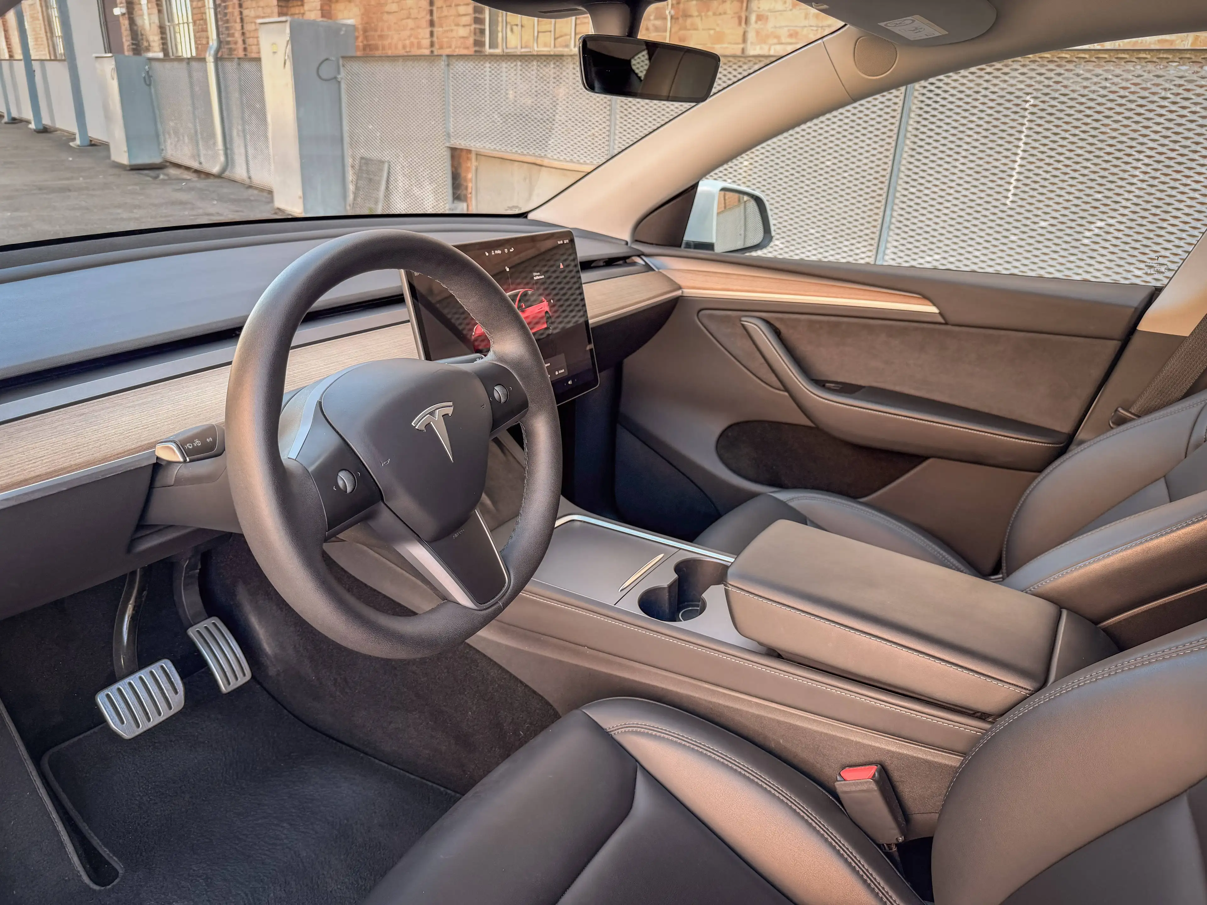 Tesla Model Y Performance Dual Motor AWD — photo 7