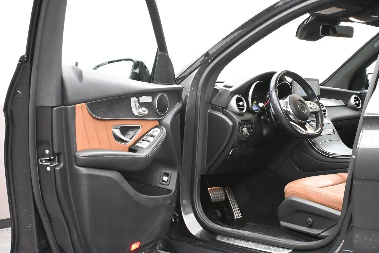 Mercedes-Benz GLC fotografie Mercedes-Benz GLC