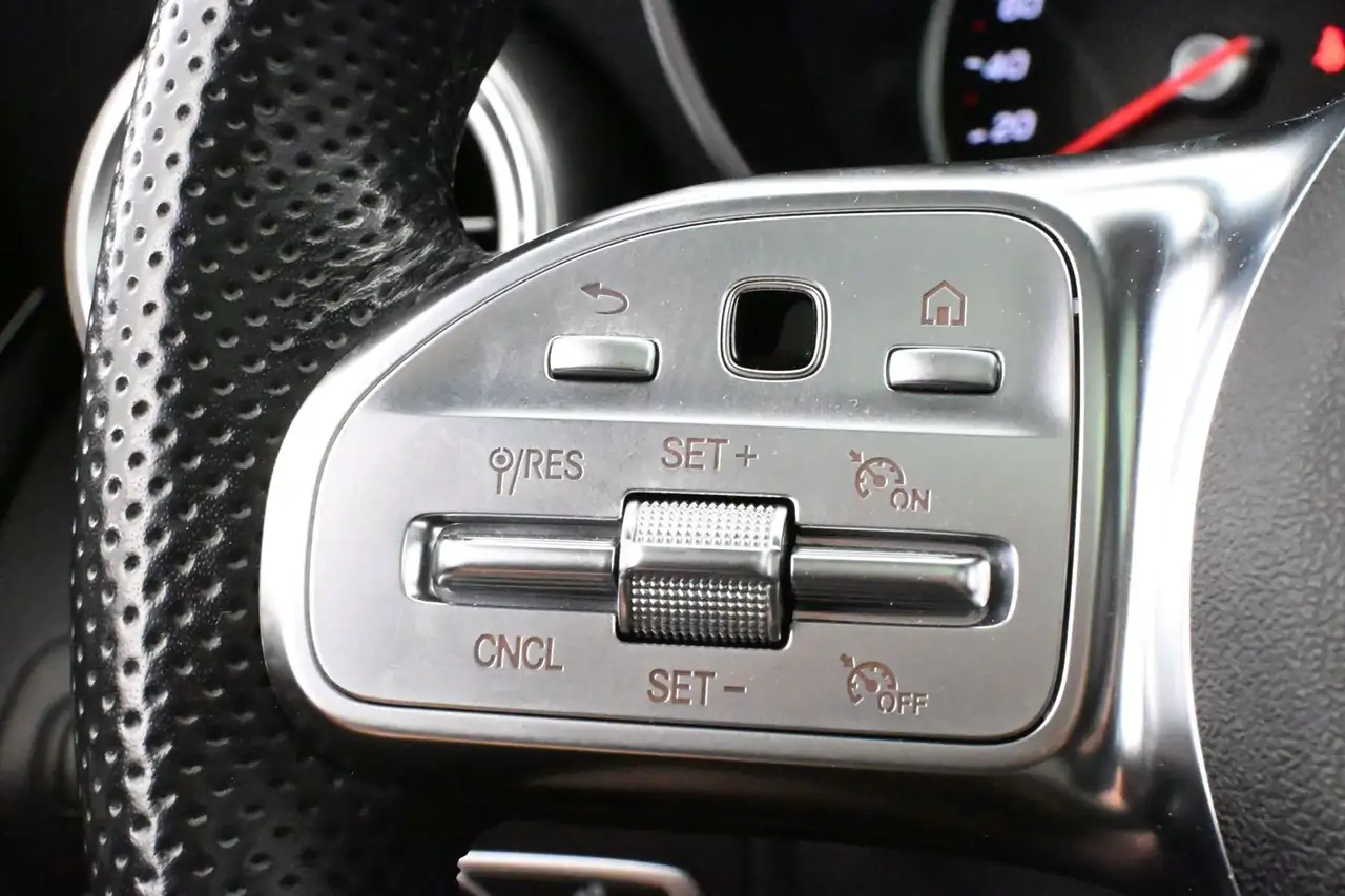 Mercedes-Benz GLC fotografie Mercedes-Benz GLC