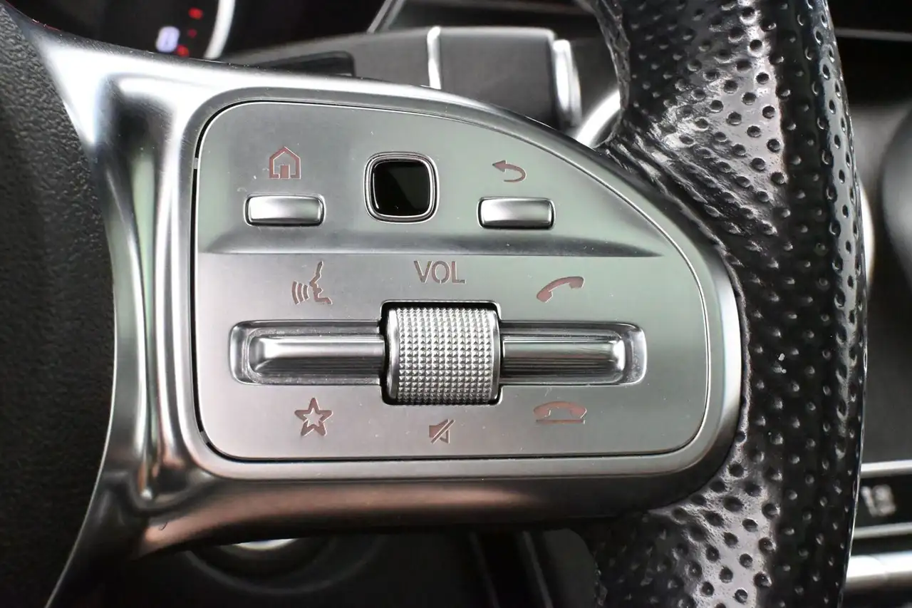 Mercedes-Benz GLC fotografie Mercedes-Benz GLC