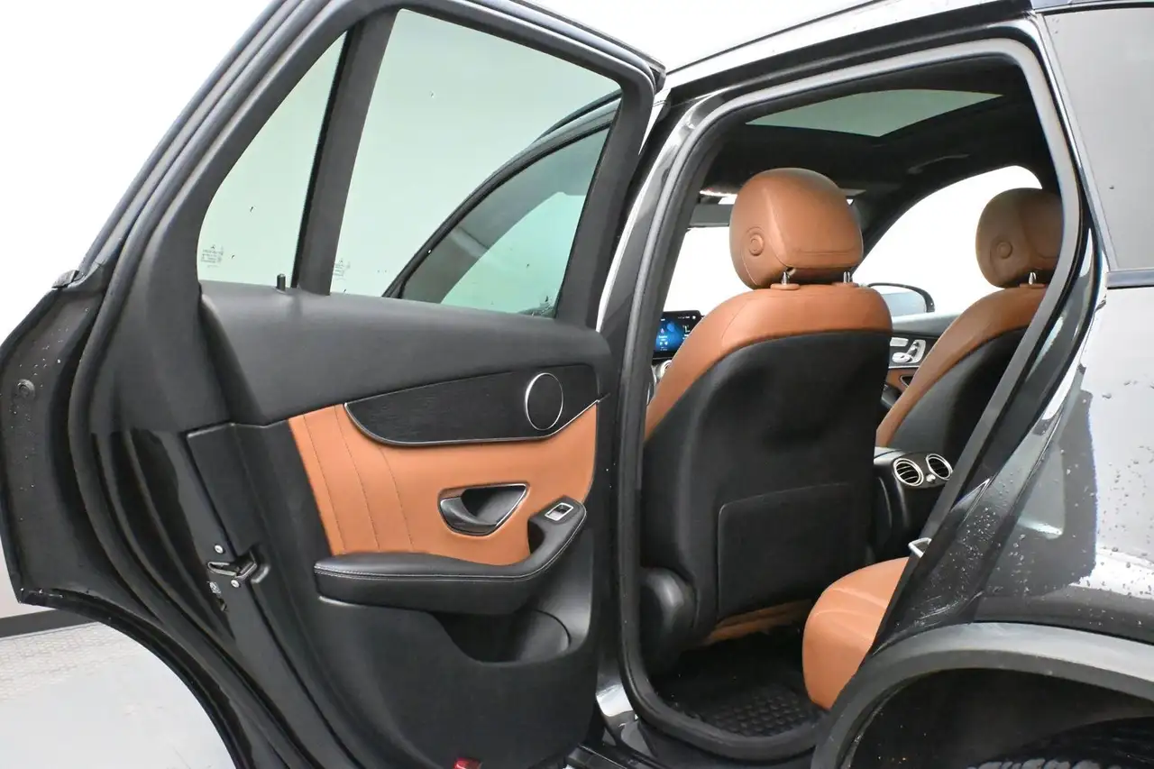 Mercedes-Benz GLC fotografie Mercedes-Benz GLC