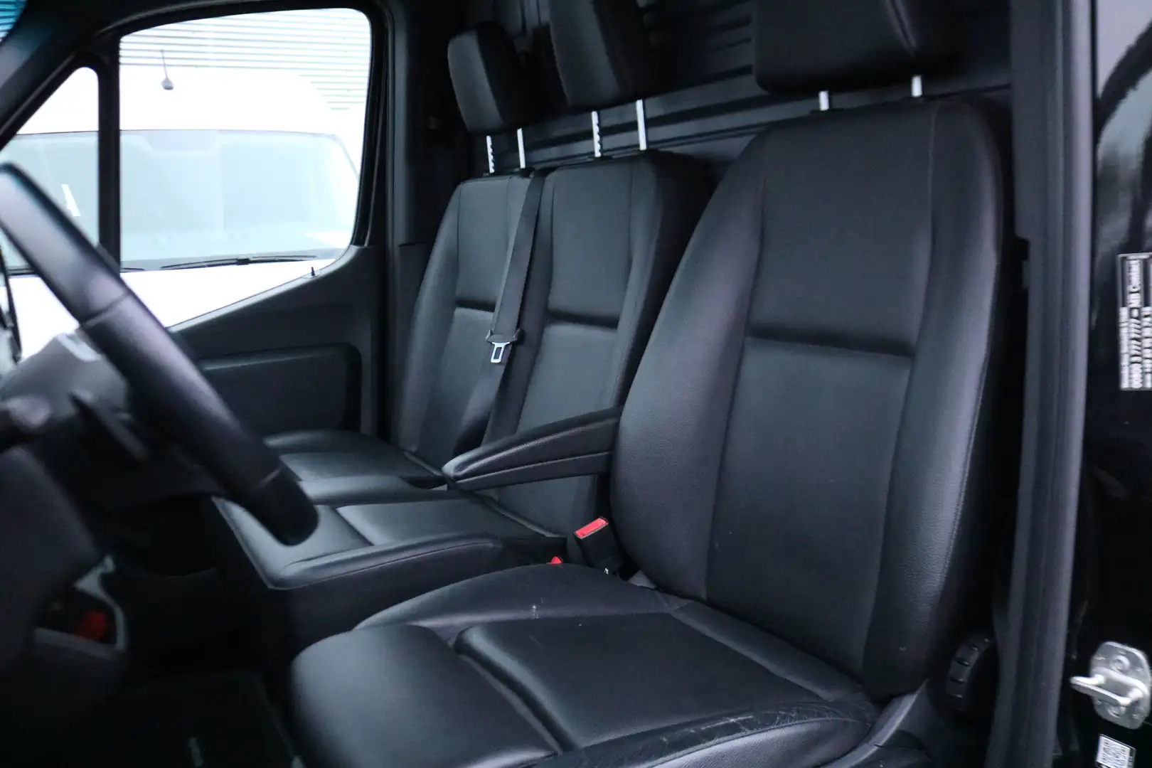 Mercedes-Benz Sprinter 317 CDI L2 H2 Automaat Imperiaal 3.5T Trekhaak Negro - 2