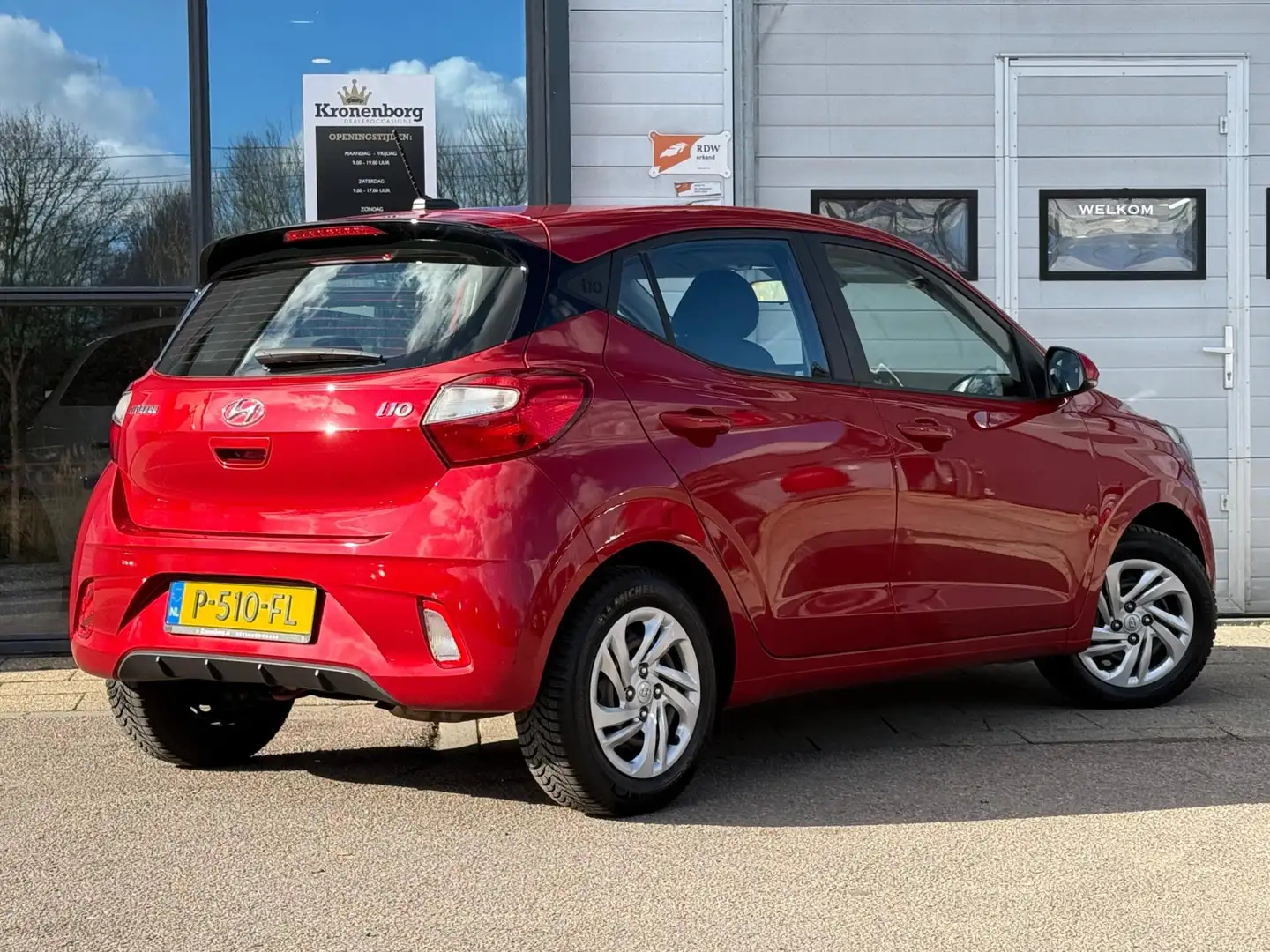 Hyundai i10 1.0 Comfort, CARPLAY, NAVI, NAP Rood - 2