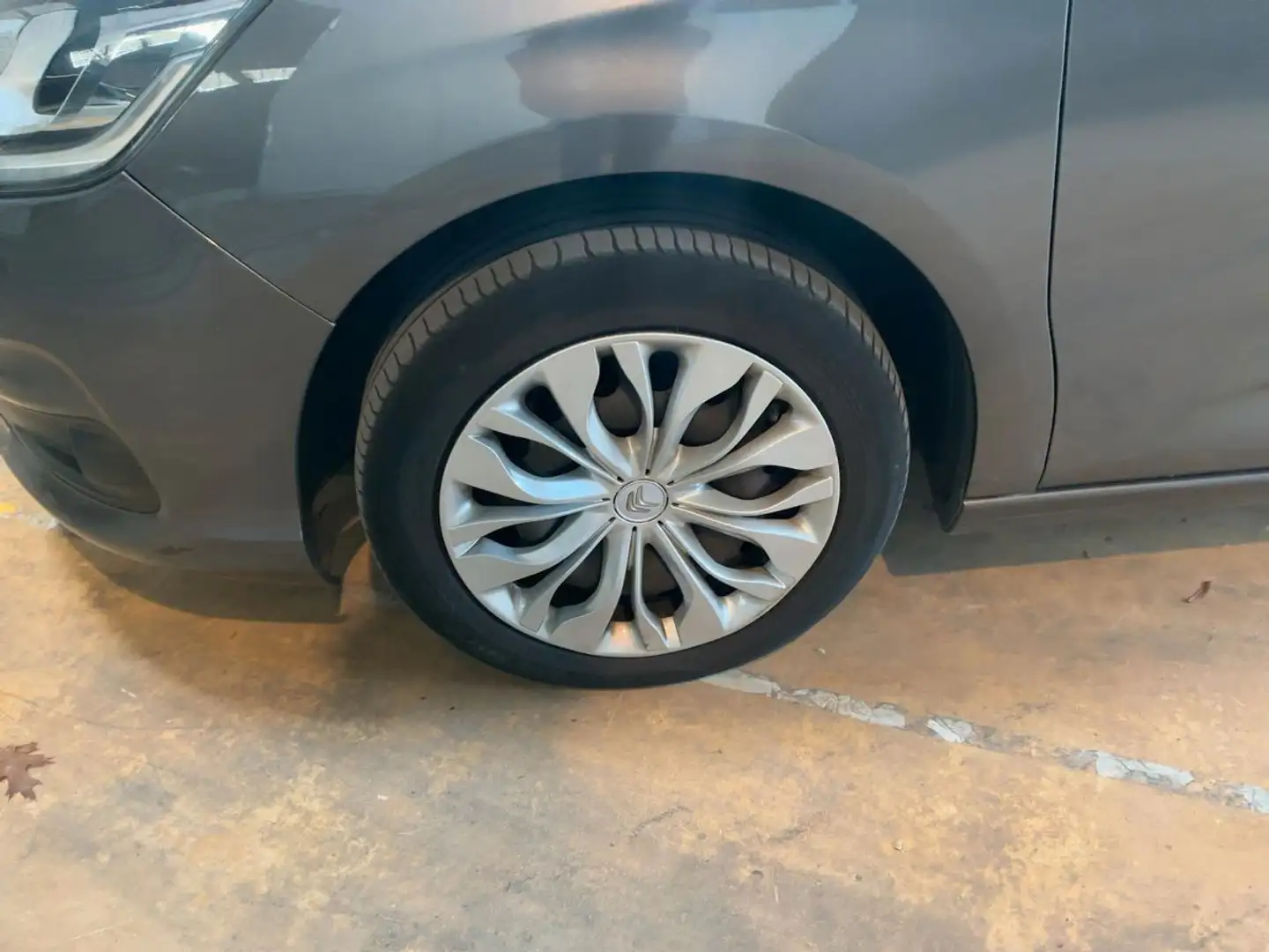 Citroen C4 Lim. Selection NAVI KLIMA SHZG PDC Grau - 2