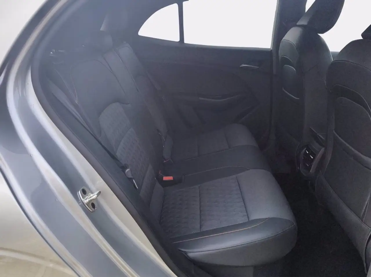 MG MG3 1.5 hybrid+ luxury auto 9