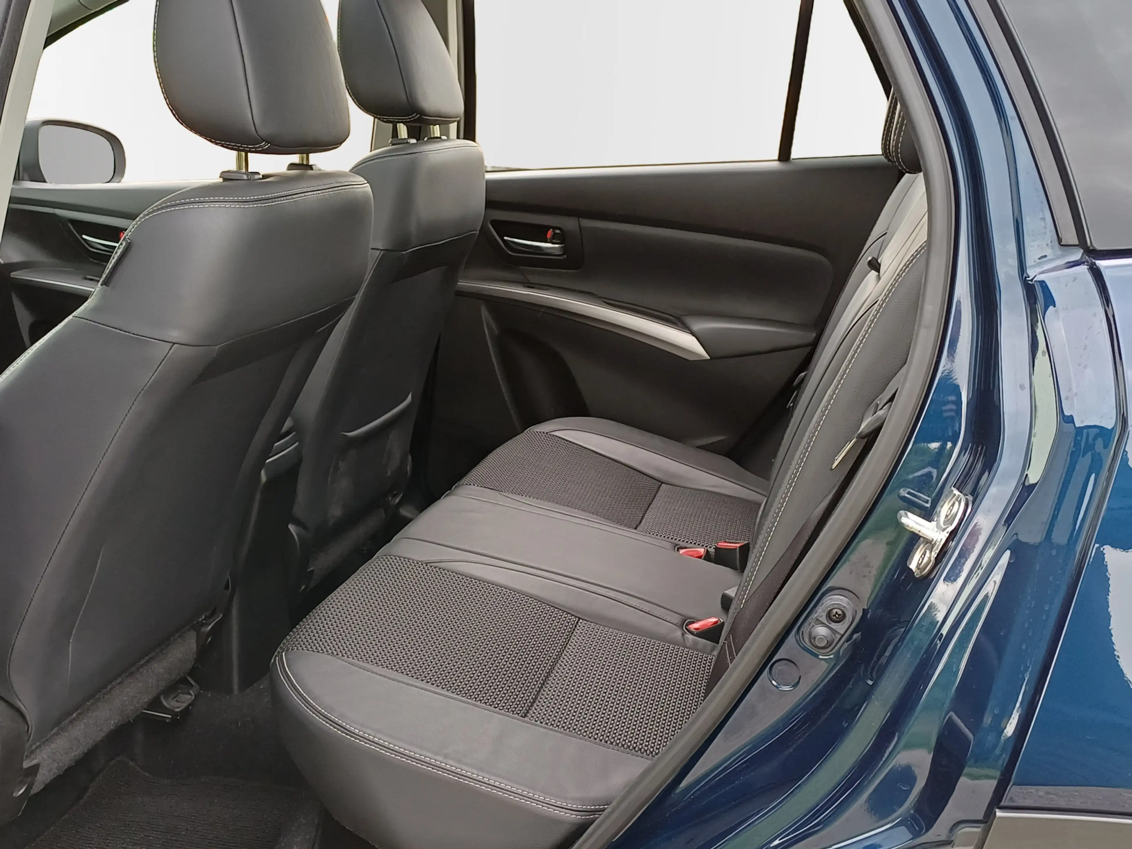 Suzuki S-Cross 1.4 Boosterjet Style Smart Hybrid /Nieuwstaat!/Pan — photo 23