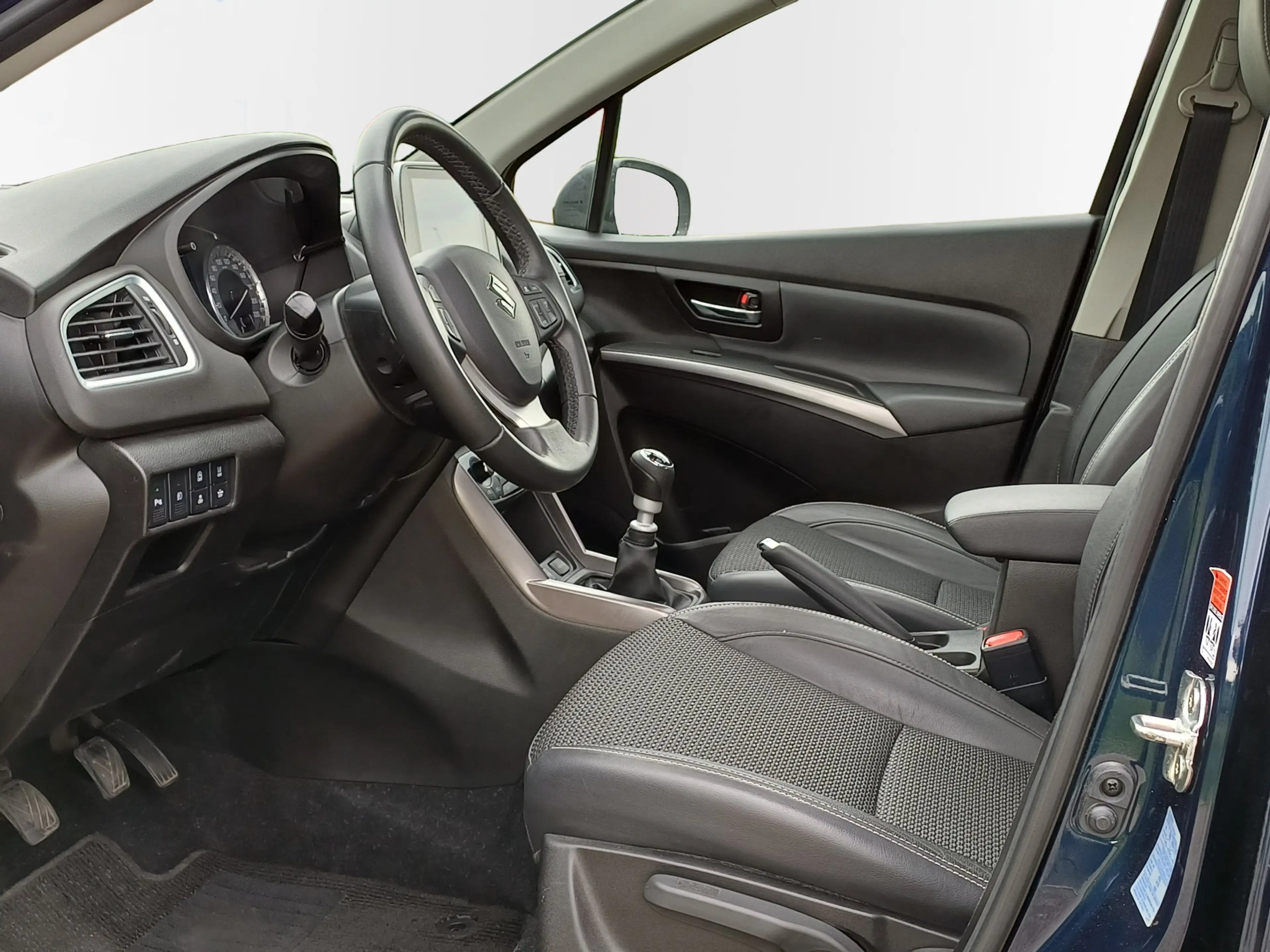 Suzuki S-Cross 1.4 Boosterjet Style Smart Hybrid /Nieuwstaat!/Pan — photo 19