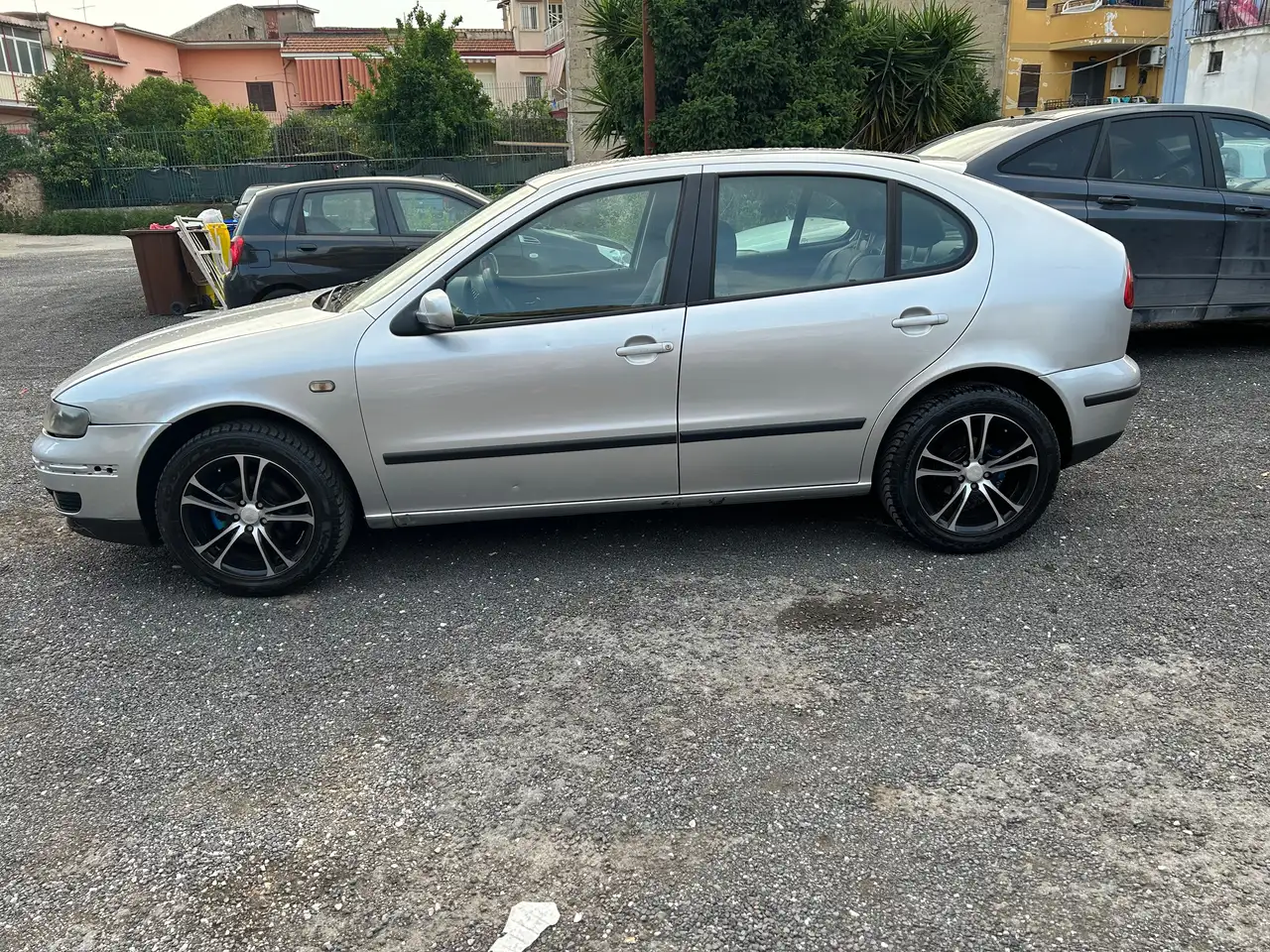 SEAT Leon 1.6 16v Sport 105cv, foto 2