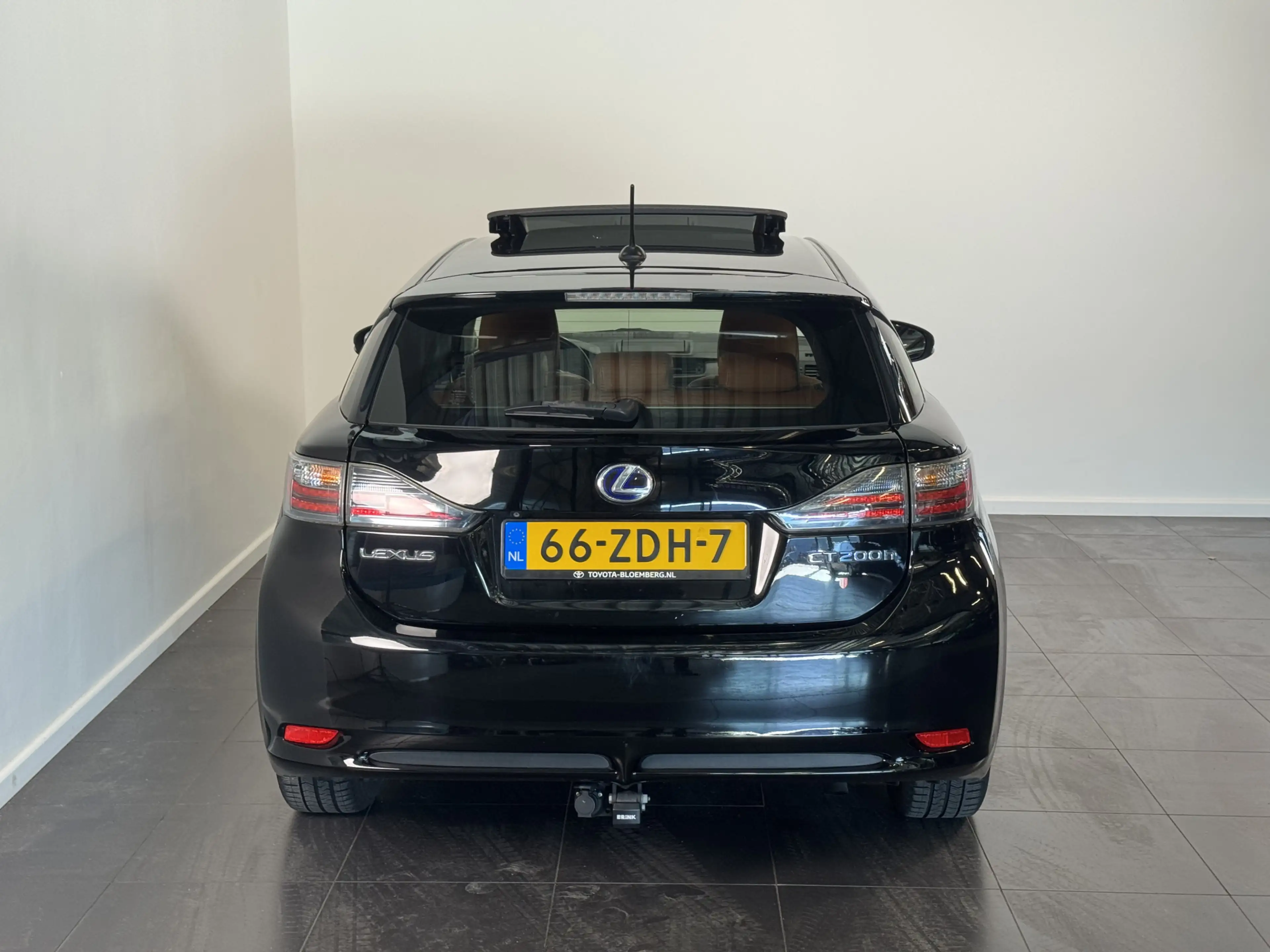 Lexus CT 200h Business Line | Schuif -/ kanteldak | Bruin leder — photo 6