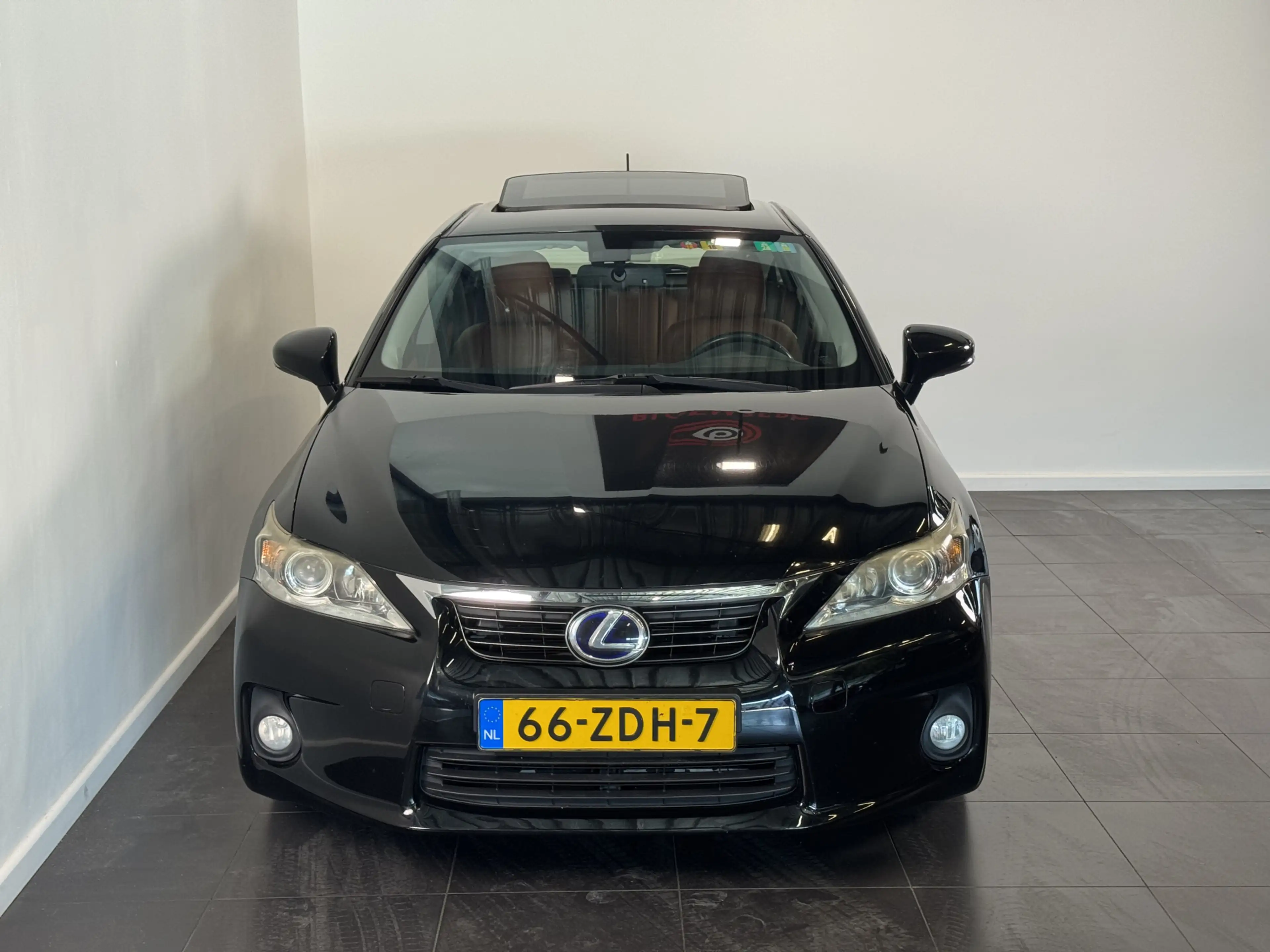 Lexus CT 200h Business Line | Schuif -/ kanteldak | Bruin leder — photo 3