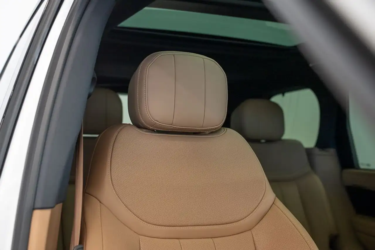 Land Rover Range Rover снимка Land Rover Range Rover