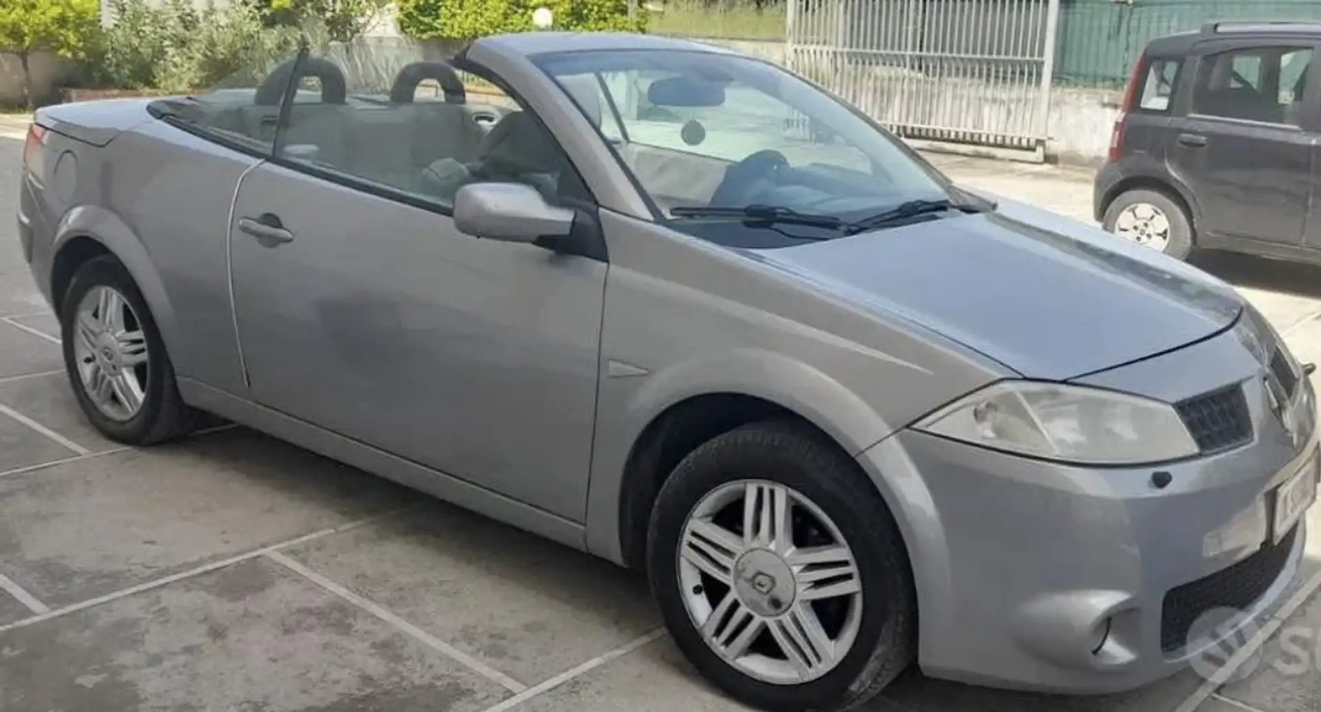 Renault Megane CC 1.9 dci Confort Dynamique 120cv - 2
