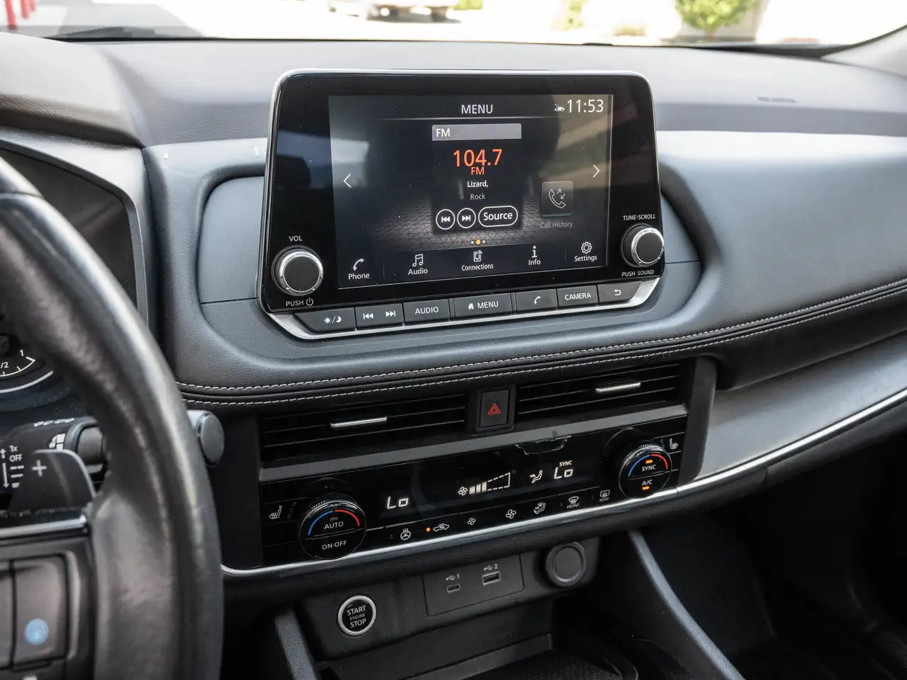 Nissan Rogue photo Nissan Rogue