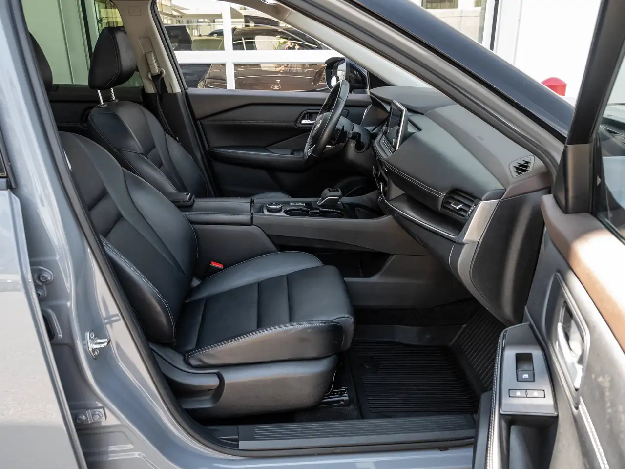Nissan Rogue photo Nissan Rogue