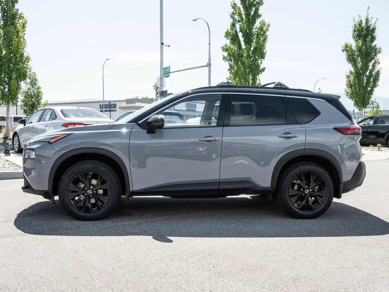 Nissan Rogue photo Nissan Rogue