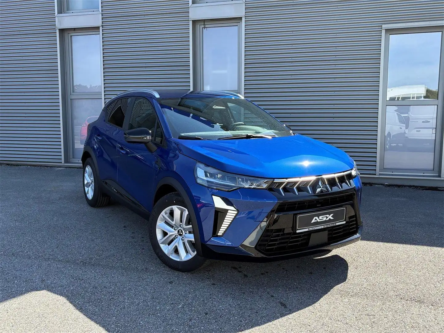 Mitsubishi ASX 1,2 Invite Plus 115PS Blau - 1