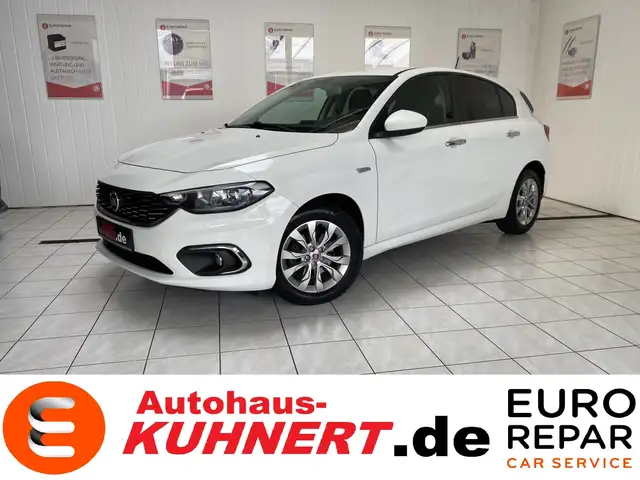 Fiat Tipo 1.4 T-Jet Lounge Sitzheizung Klimaautomatik Rückfahrkamera Apple CarPlay ...