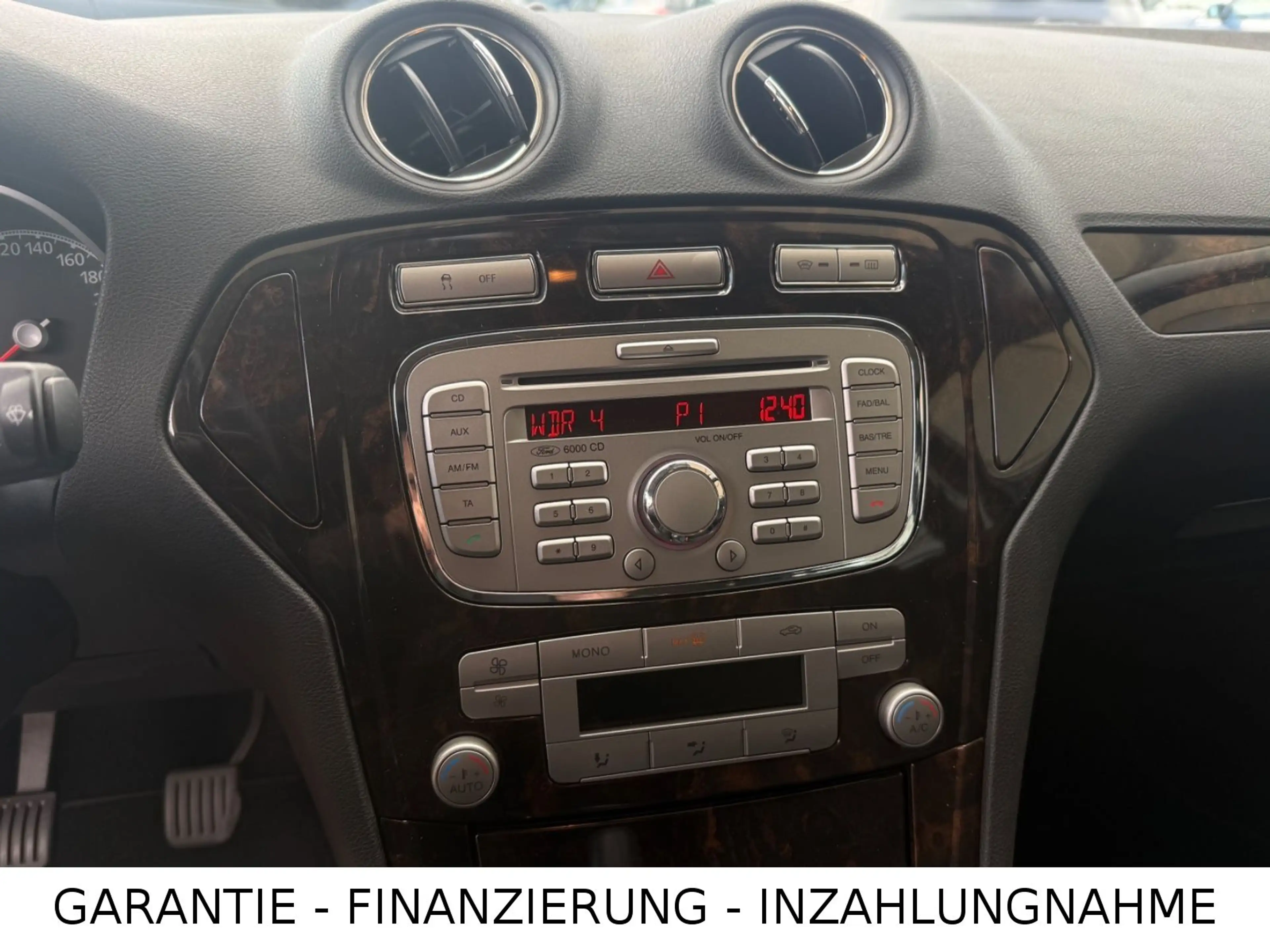 Ford Mondeo Lim. Ghia/1.Hand/Rentnerfzg./*WENIG KM* — photo 13