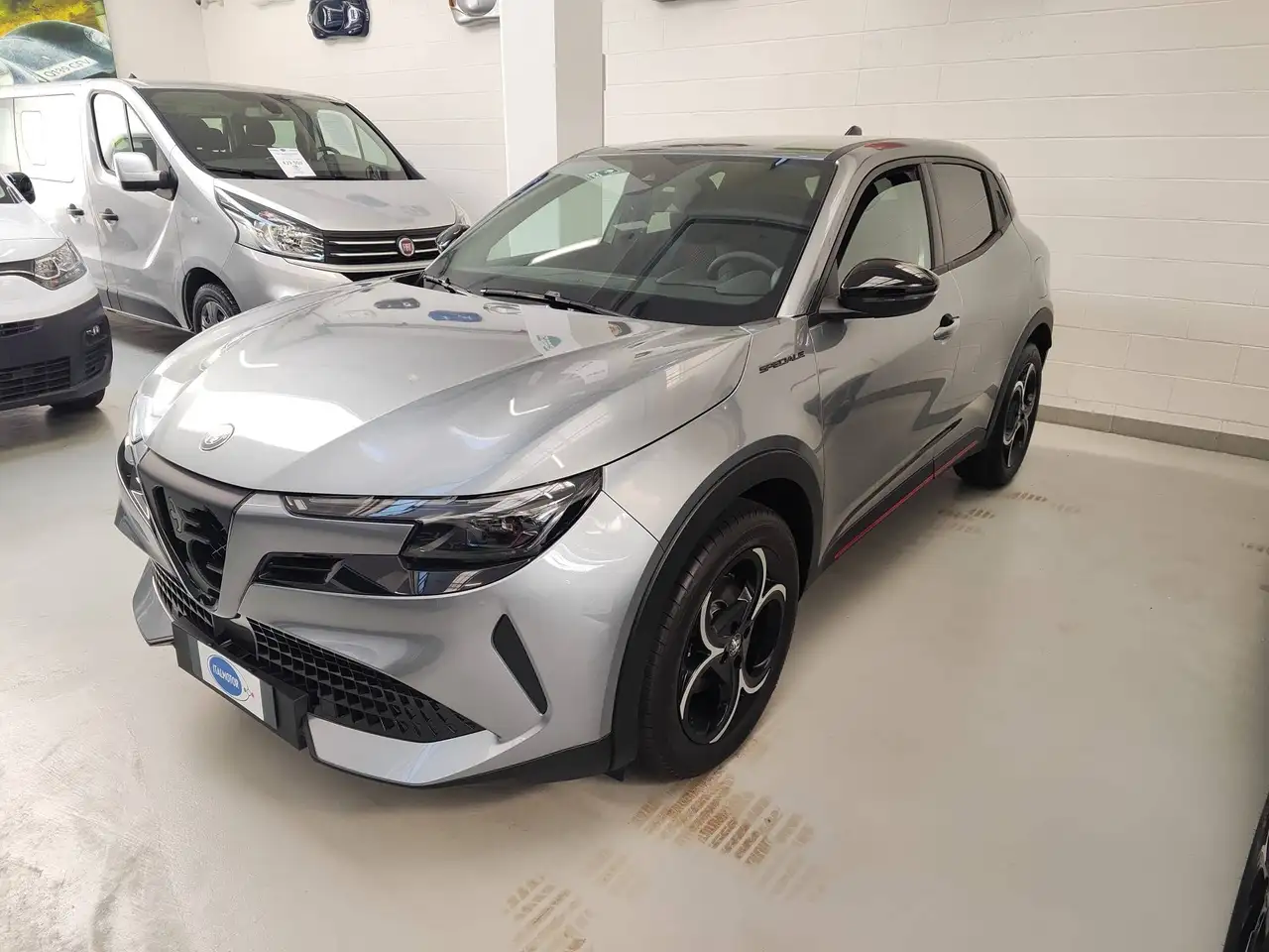 Alfa Romeo Junior 2025