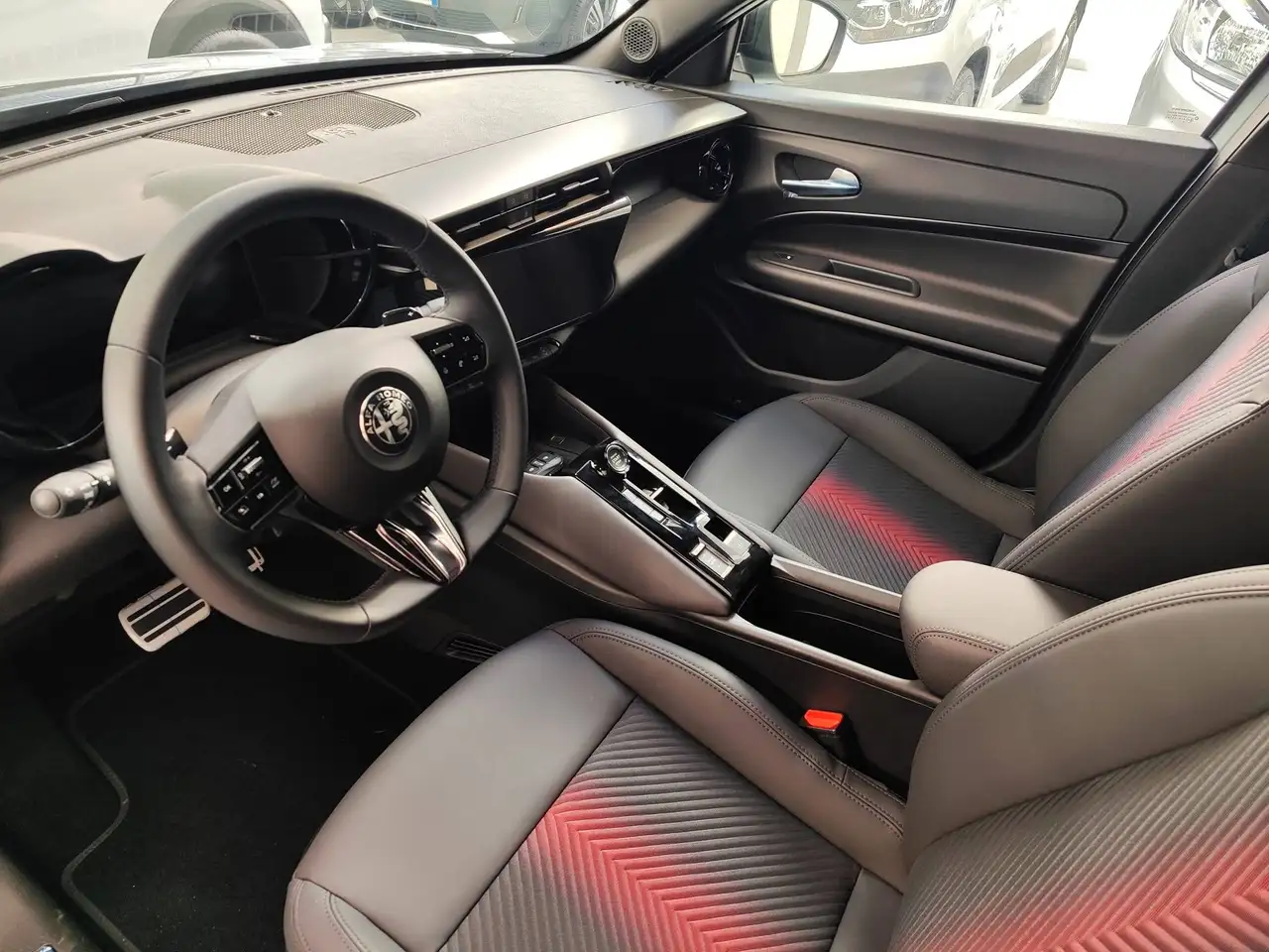 Alfa Romeo Junior 2025