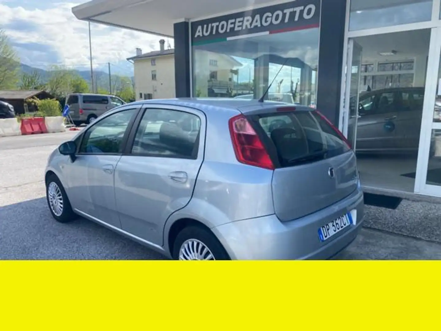 Fiat Grande Punto - 2