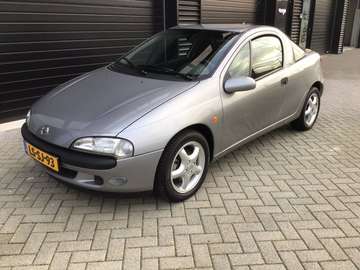 1.6i-16V UNIEK IN NIEUWSTAAT EN DE MOOISTE