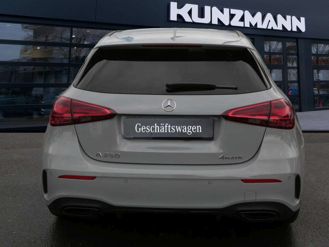Mercedes-Benz A 250