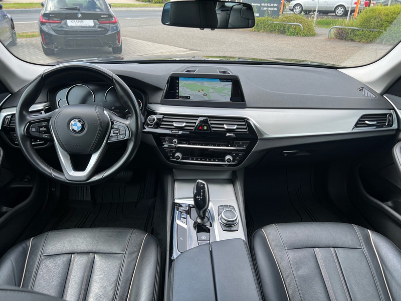BMW 520 d xDrive Touring Luxury Line / NUR HÄNDLER — photo 4
